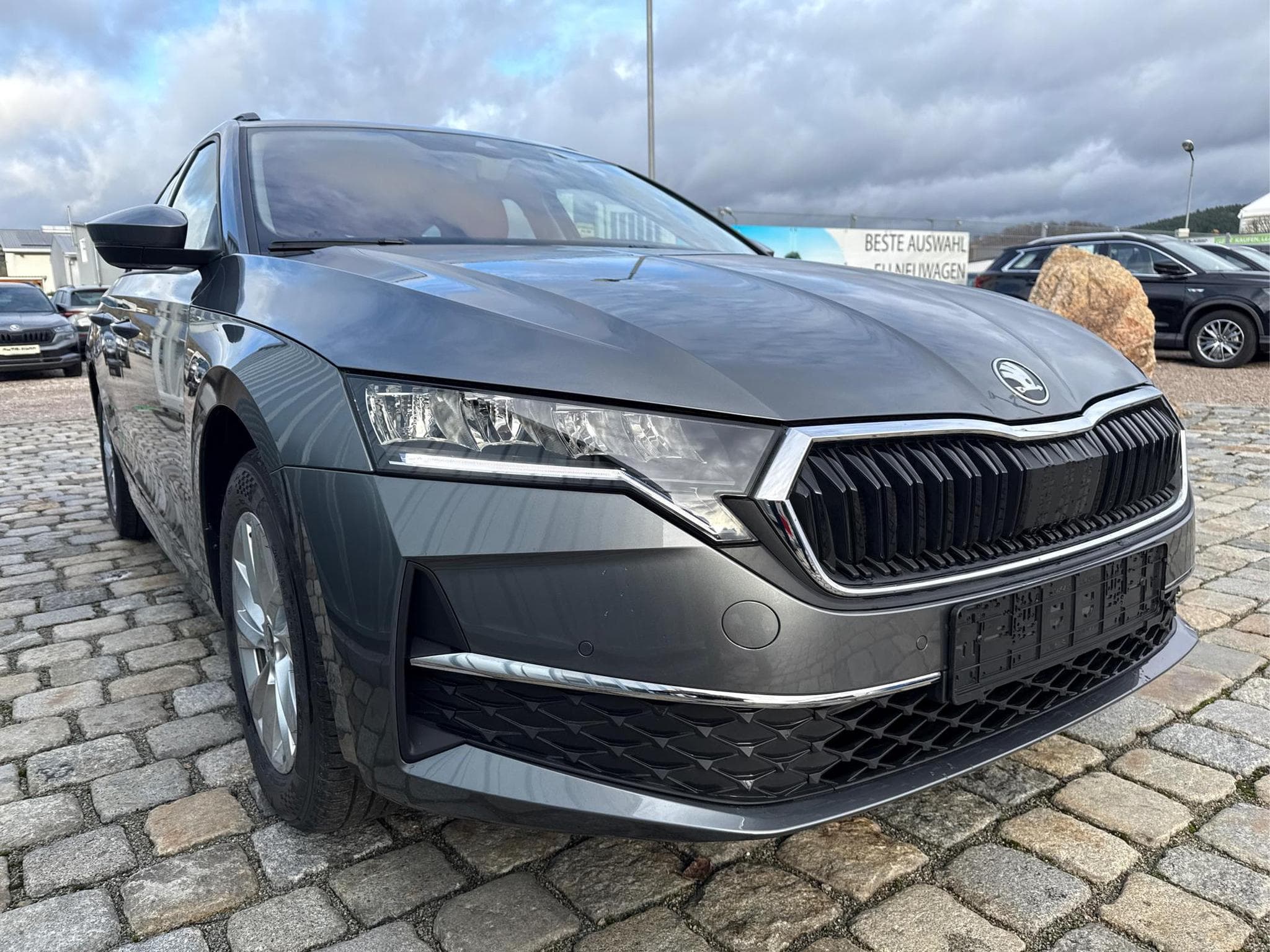 Skoda Octavia Selection 2,0 TDI (2026) - Photo 4