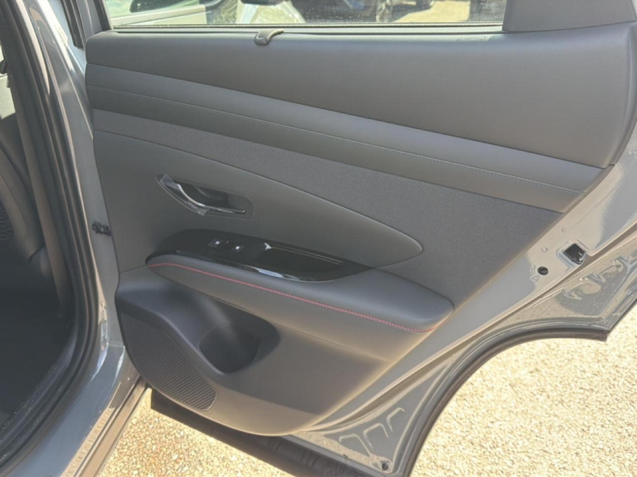Hyundai TUCSON 1.6 T-GDI 239 HYBRID N LINE EXECUTIVE (2026) - Photo 17