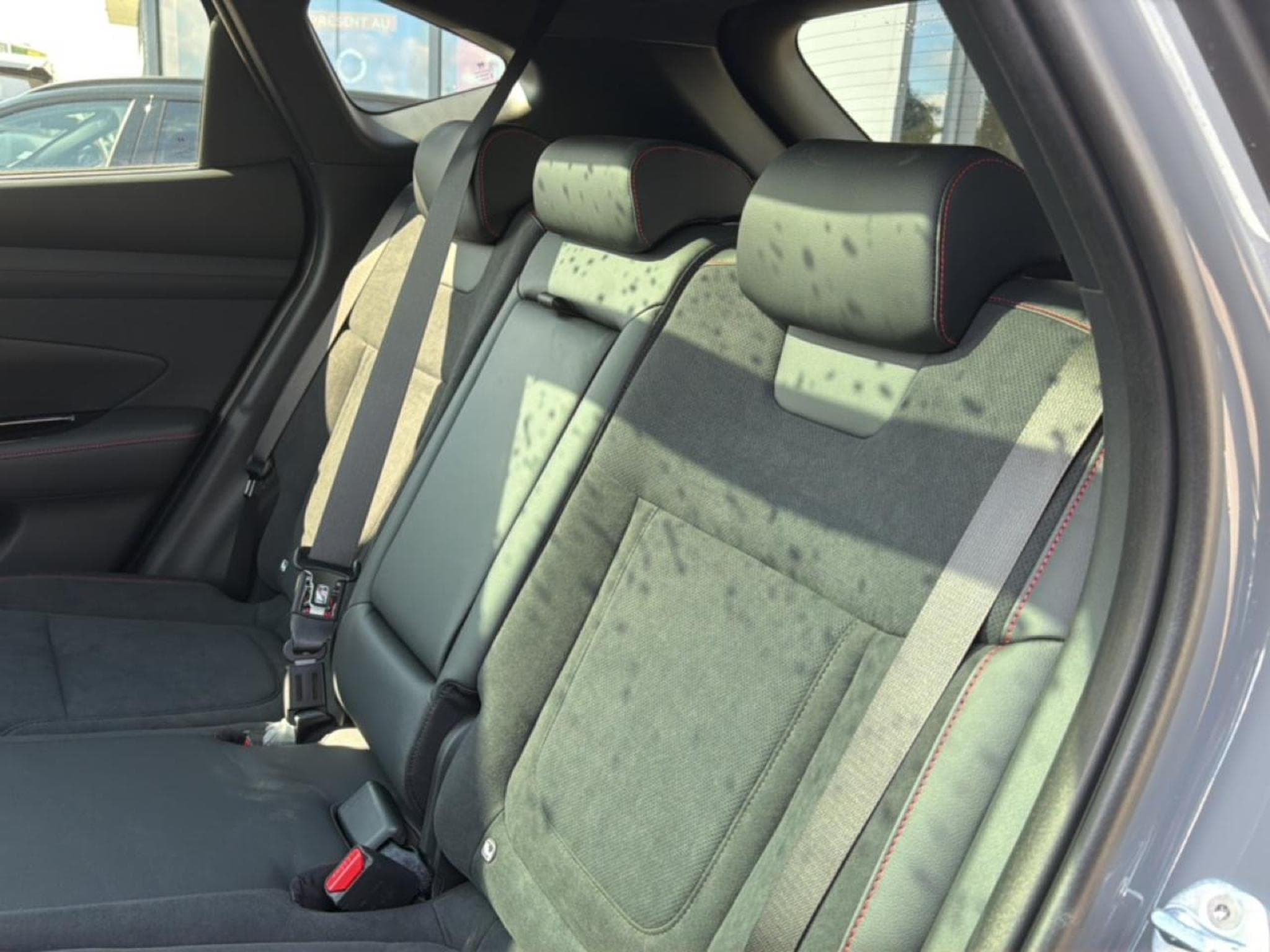 Hyundai TUCSON 1.6 T-GDI 239 HYBRID N LINE EXECUTIVE (2026) - Photo 18