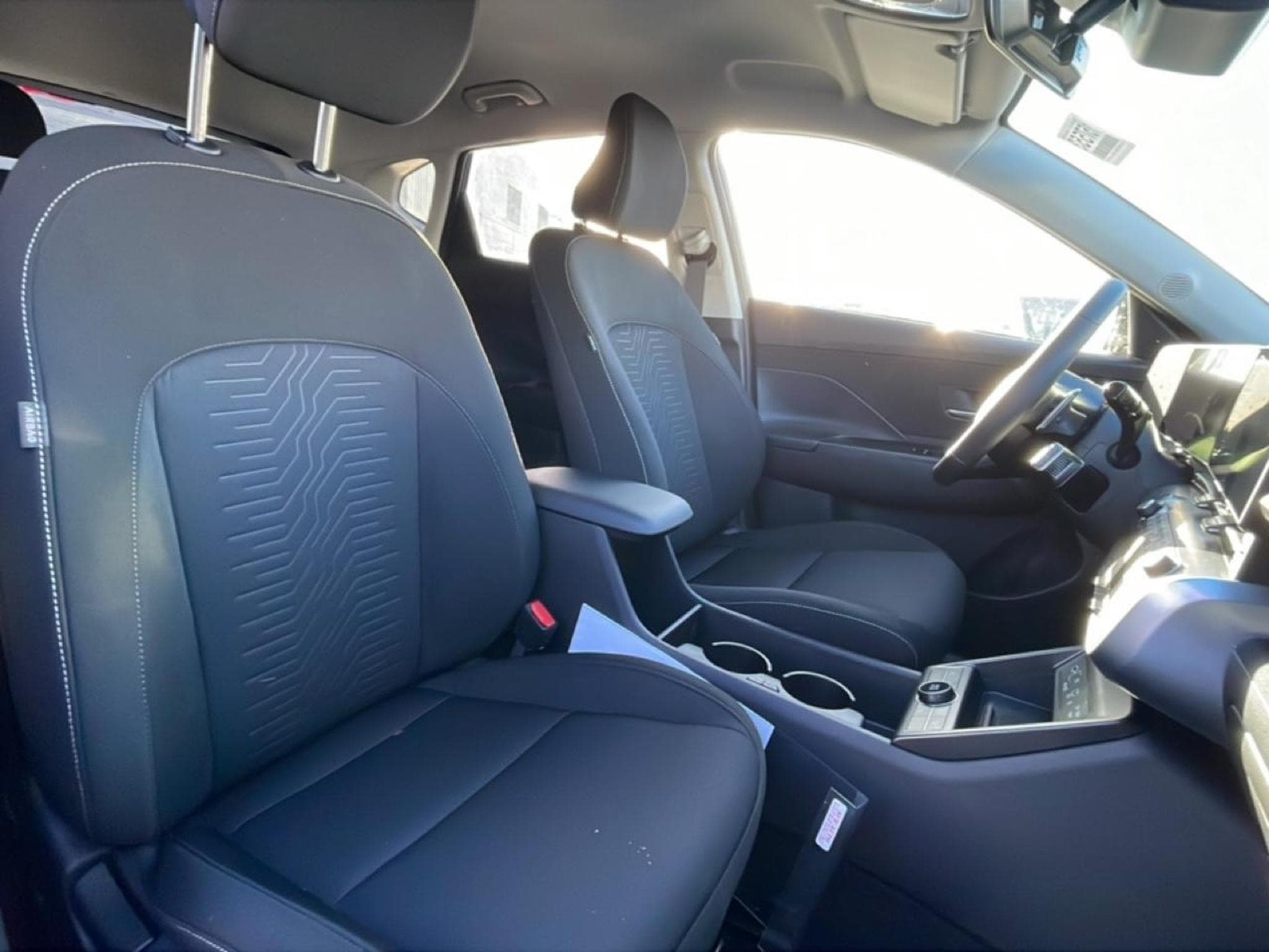 Hyundai KONA 1.6 GDI 138 HYBRID CREATIVE DCT-6 (2025) - Photo 14