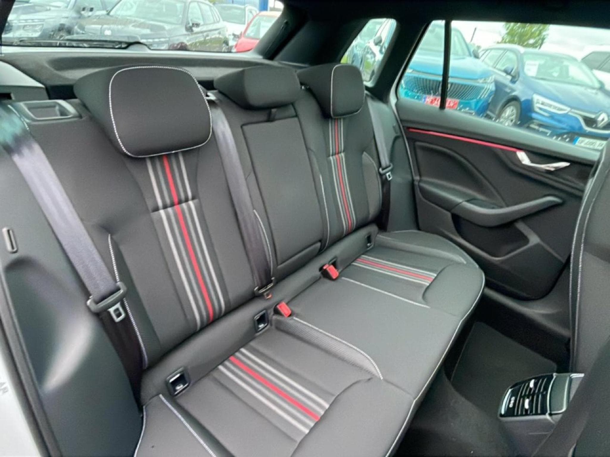 Skoda KAMIQ 1.0 TSI EVO 2 116 MONTE CARLO DSG7 (2026) - Photo 16