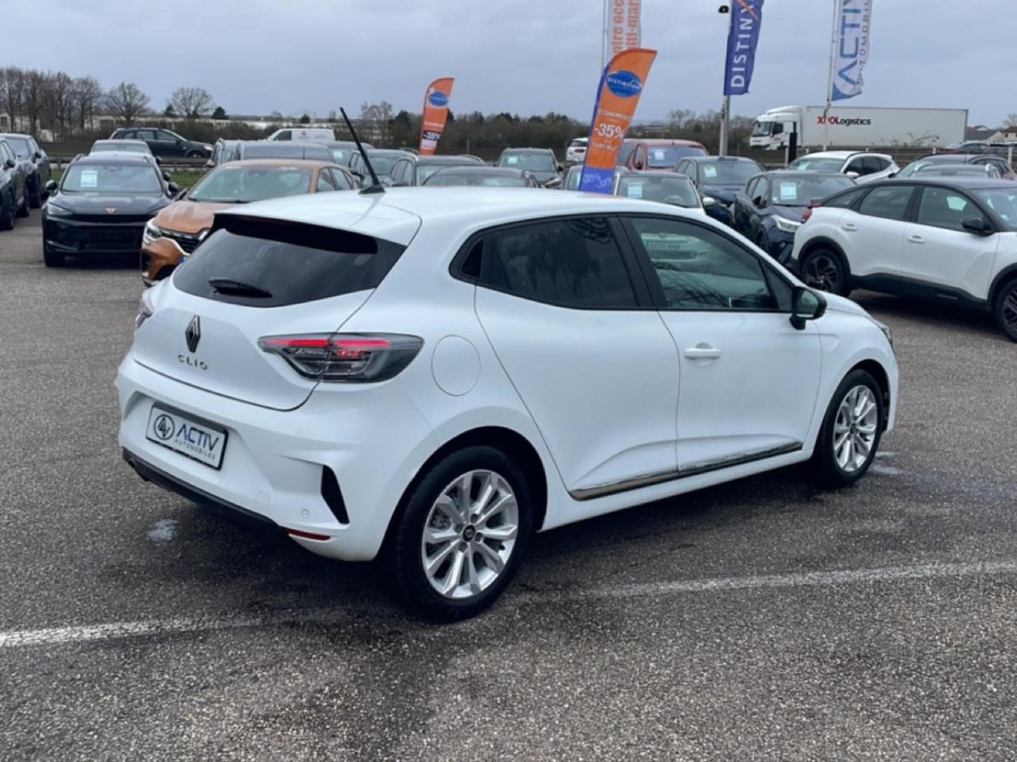 Renault Clio 1.0 TCE 90 EVOLUTION CVT (2025) - Photo 5