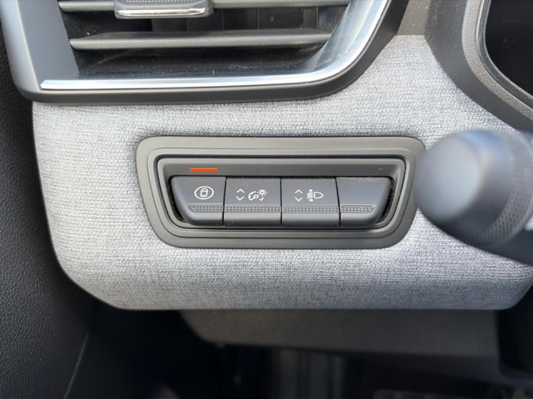 Renault Clio 1.0 TCE 90 EVOLUTION CVT (2025) - Photo 12