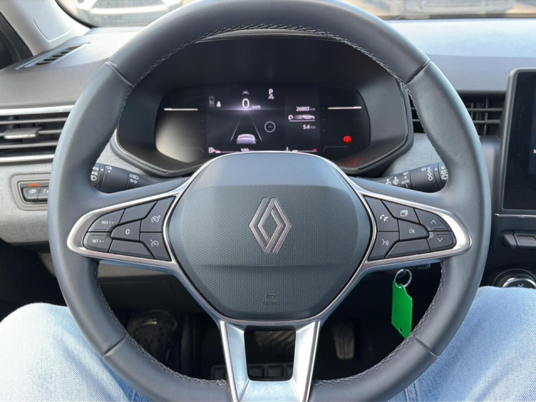 Renault Clio 1.0 TCE 90 EVOLUTION CVT (2025) - Photo 13