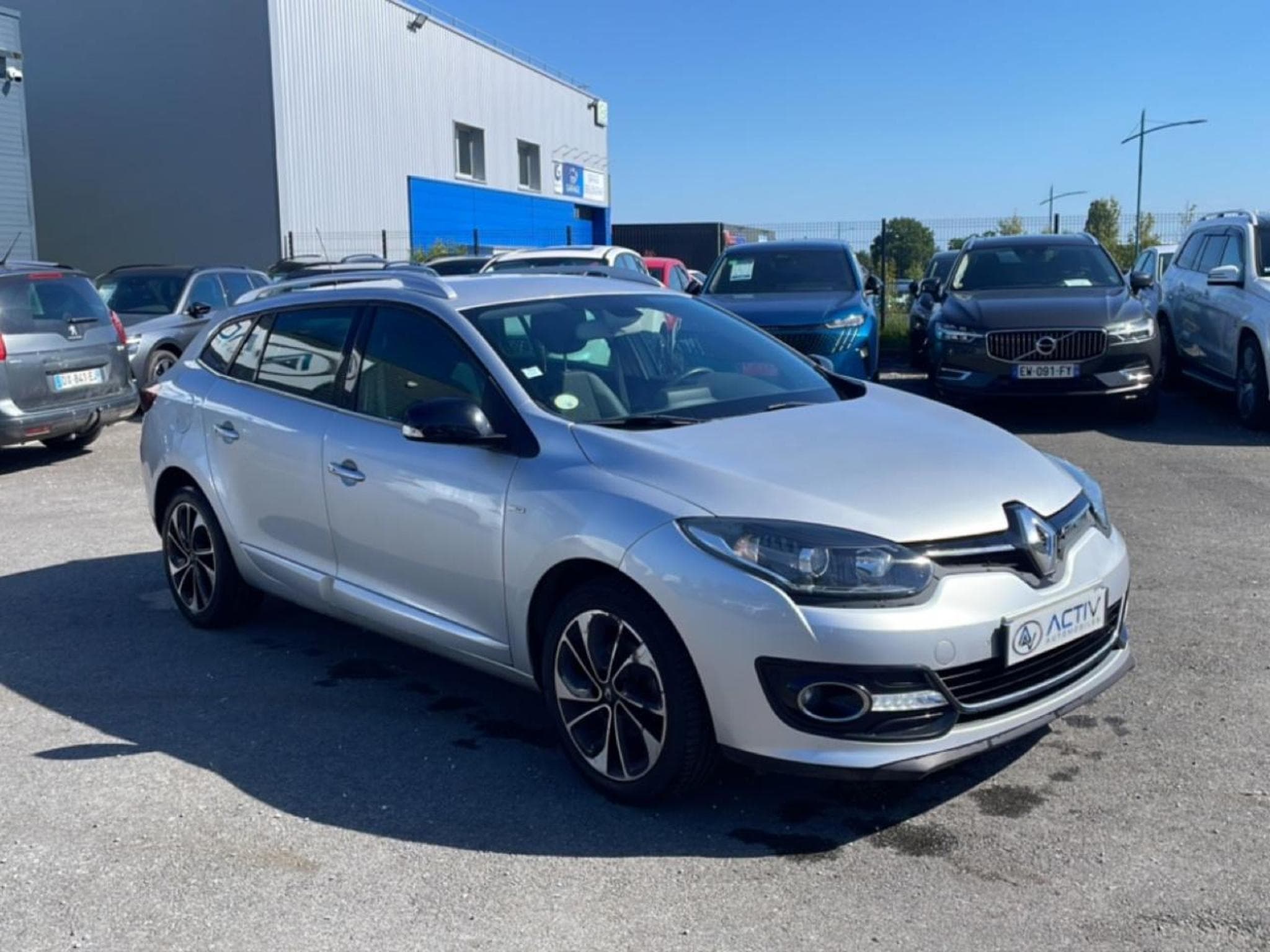 Renault Megane 1.5 DCI 110 BOSE EDC (2015) - Photo 3