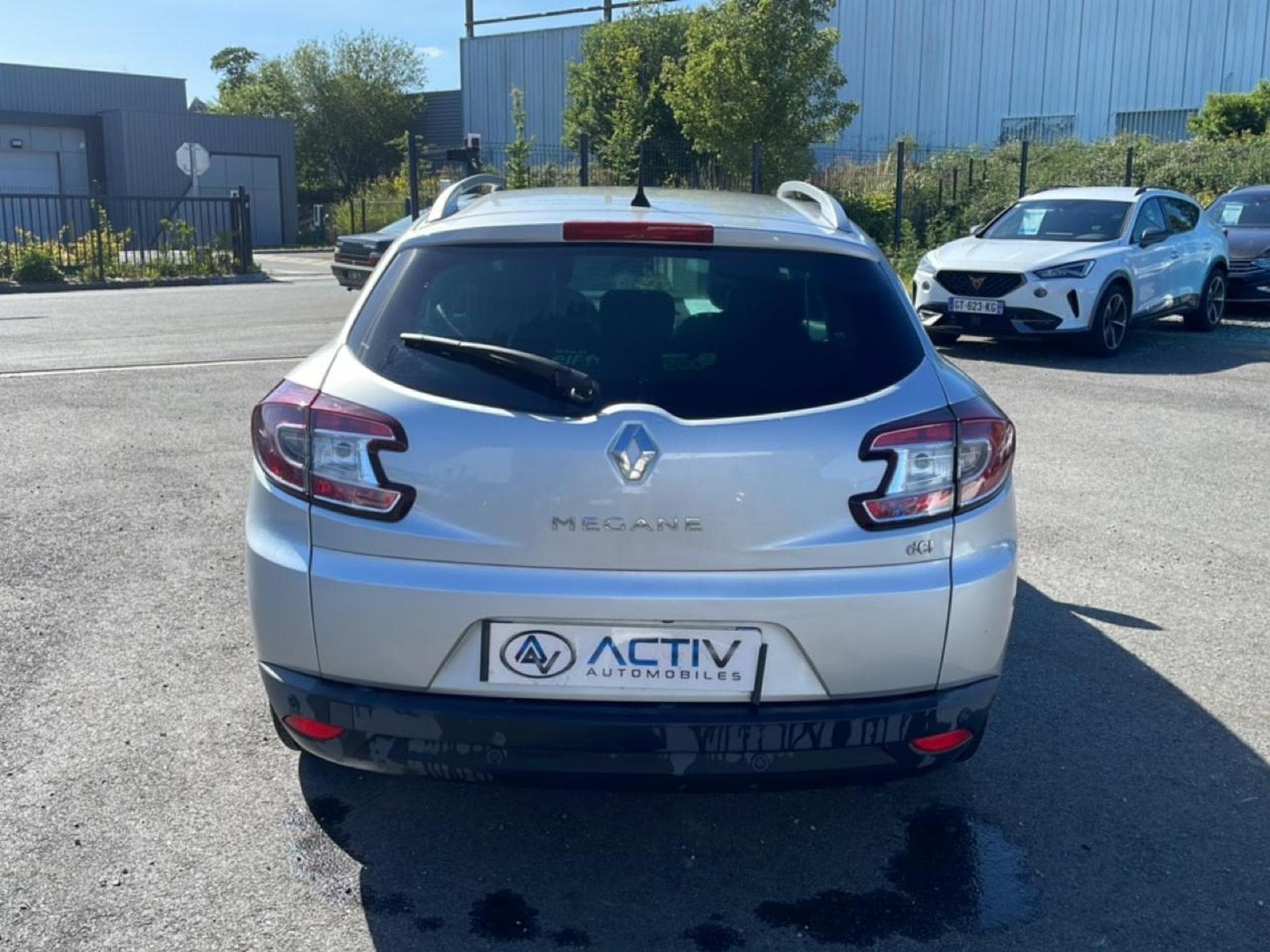 Renault Megane 1.5 DCI 110 BOSE EDC (2015) - Photo 6