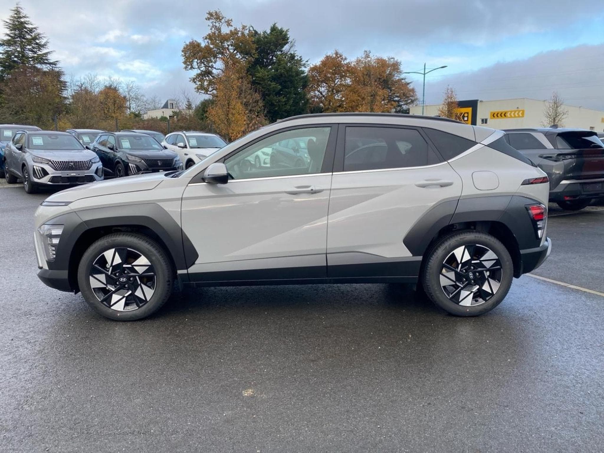 Hyundai KONA 1.6 GDI 138 HYBRID CREATIVE DCT-6 (2025) - Photo 8