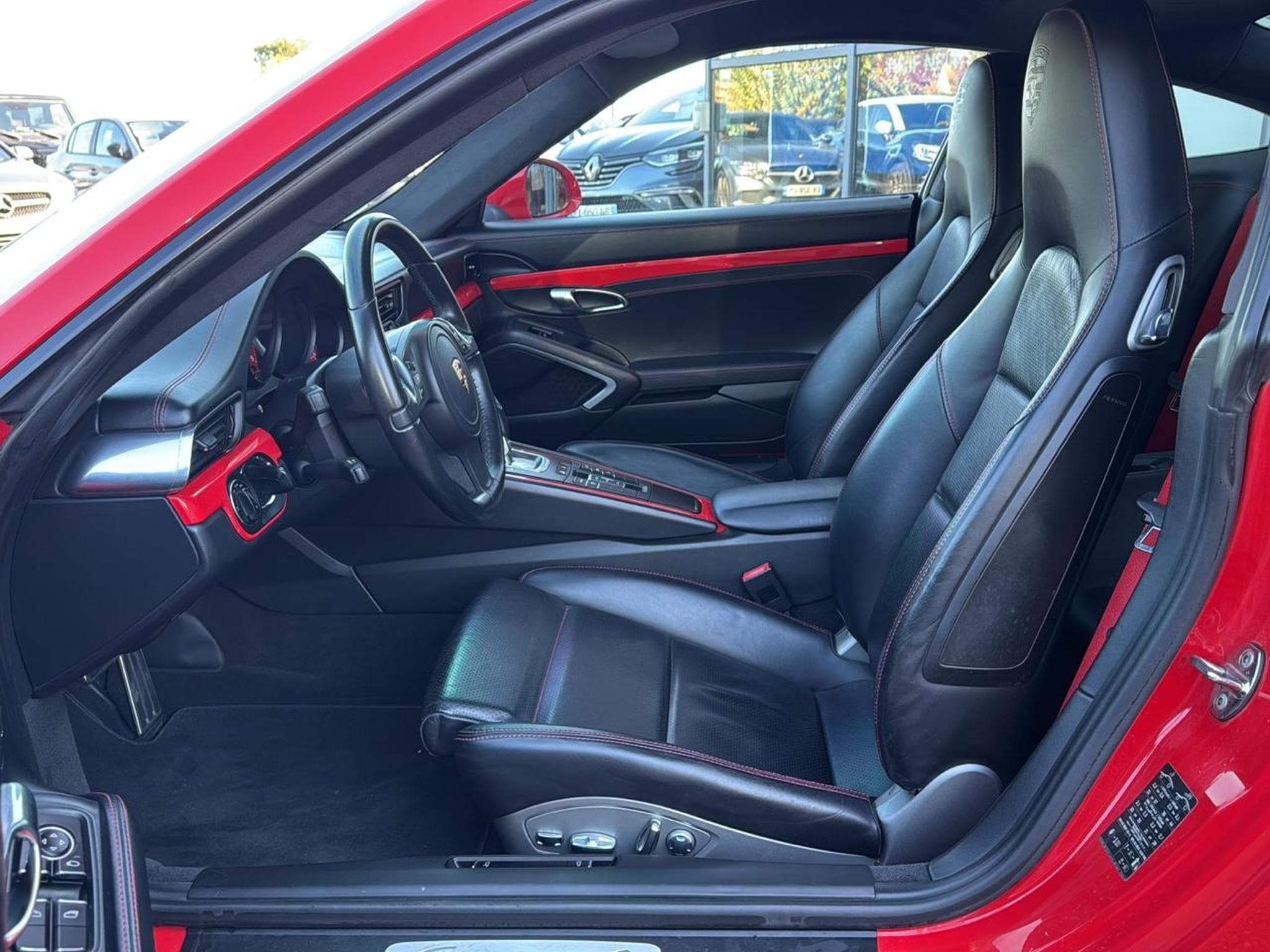 Porsche 911 (991) CARRERA 4 PDK (2013) - Photo 20