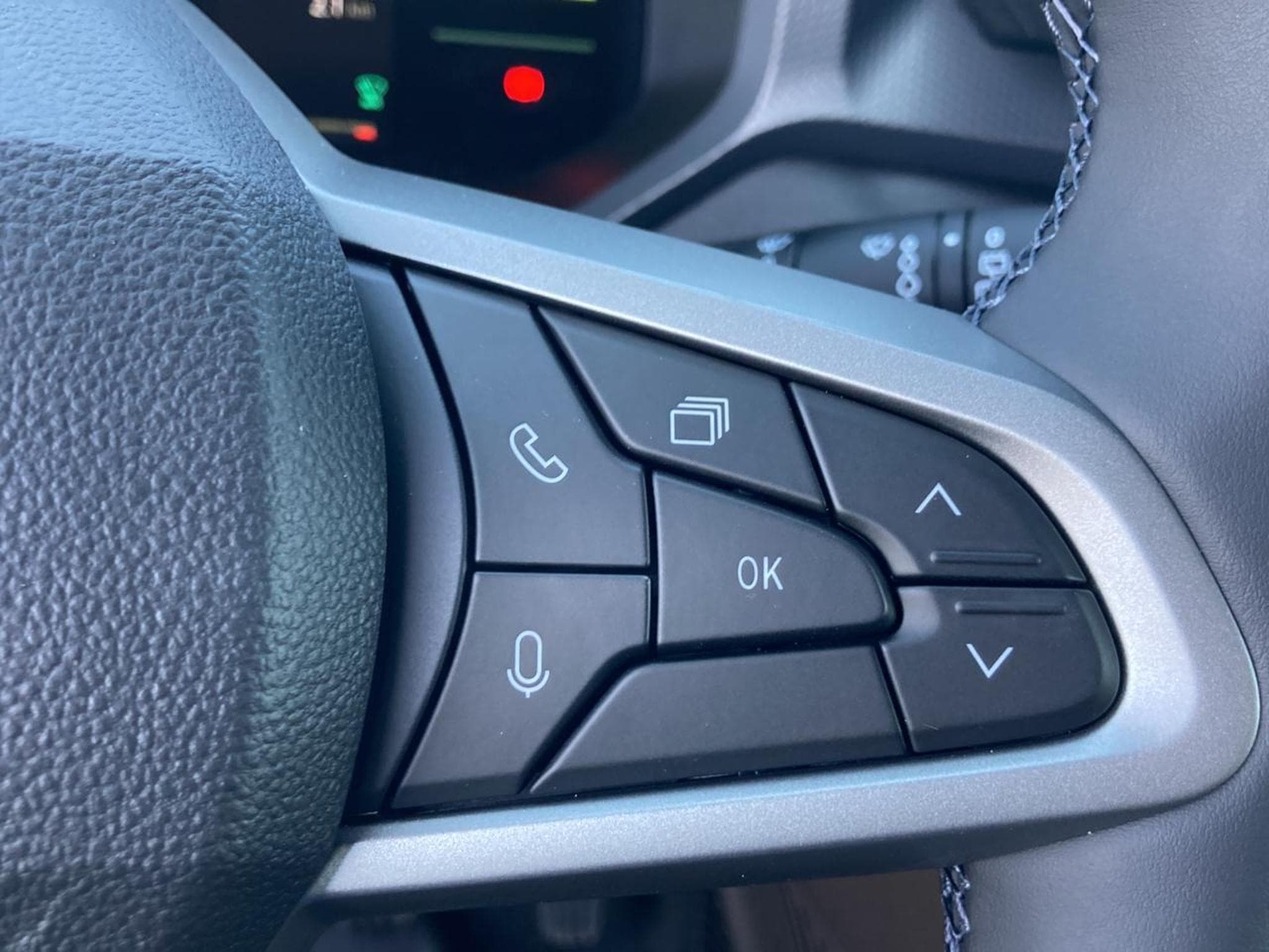 Dacia DUSTER 1.2 MILD HYBRID 140 JOURNEY (2026) - Photo 16