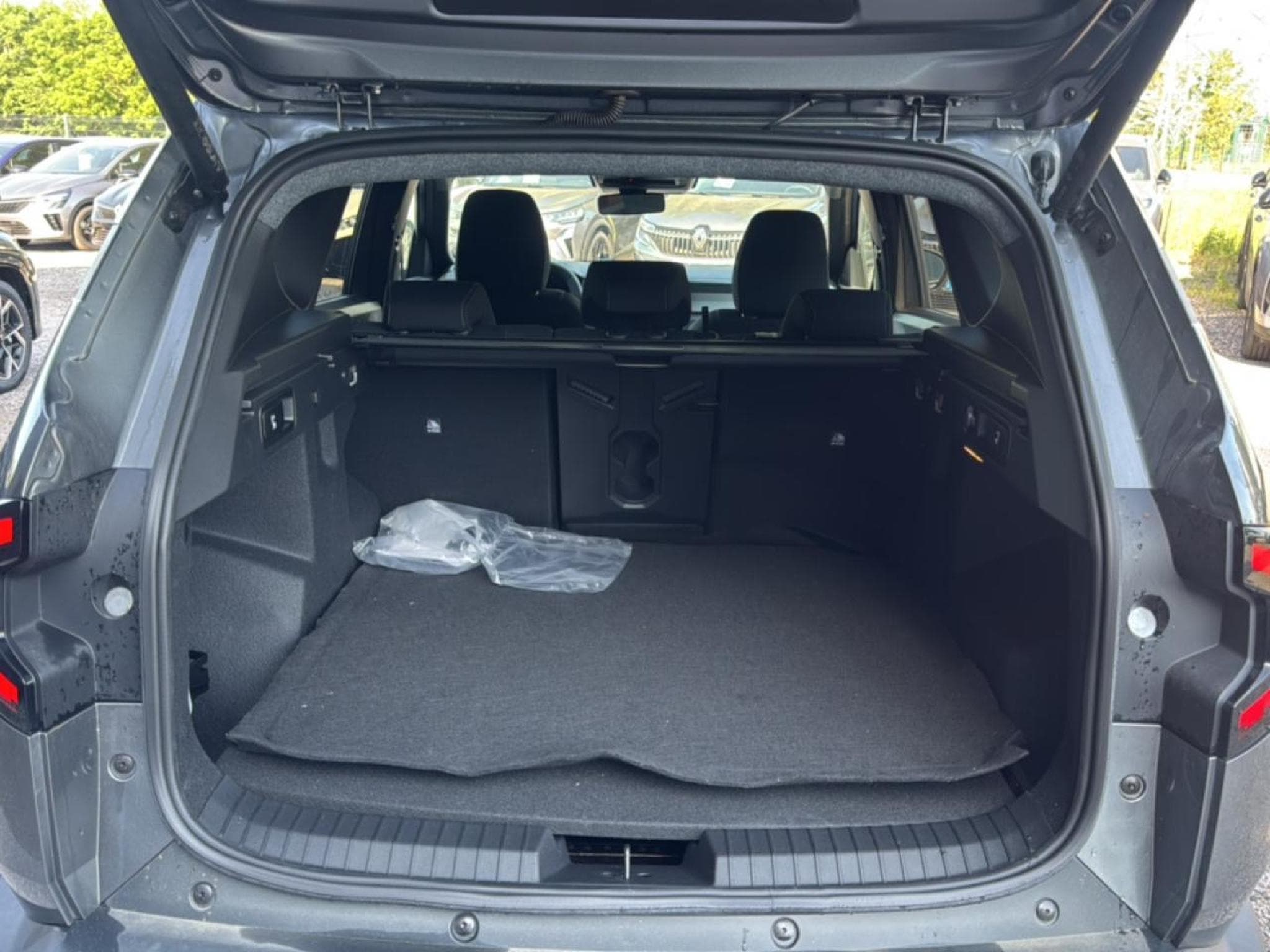 Dacia BIGSTER 1.2 MILD HYBRID 140 JOURNEY (2026) - Photo 11