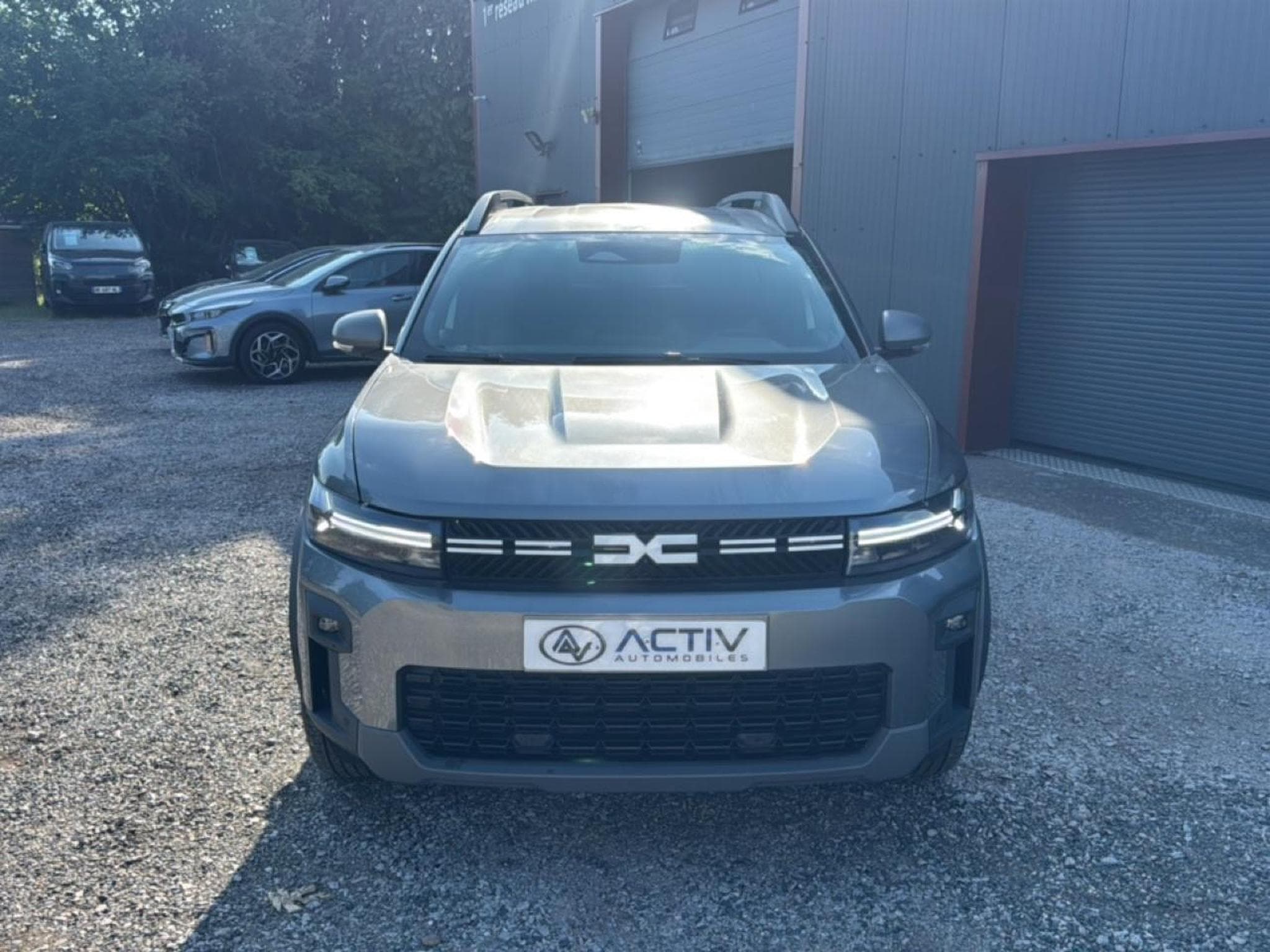 Dacia BIGSTER 1.2 MILD HYBRID 140 JOURNEY (2026) - Photo 2