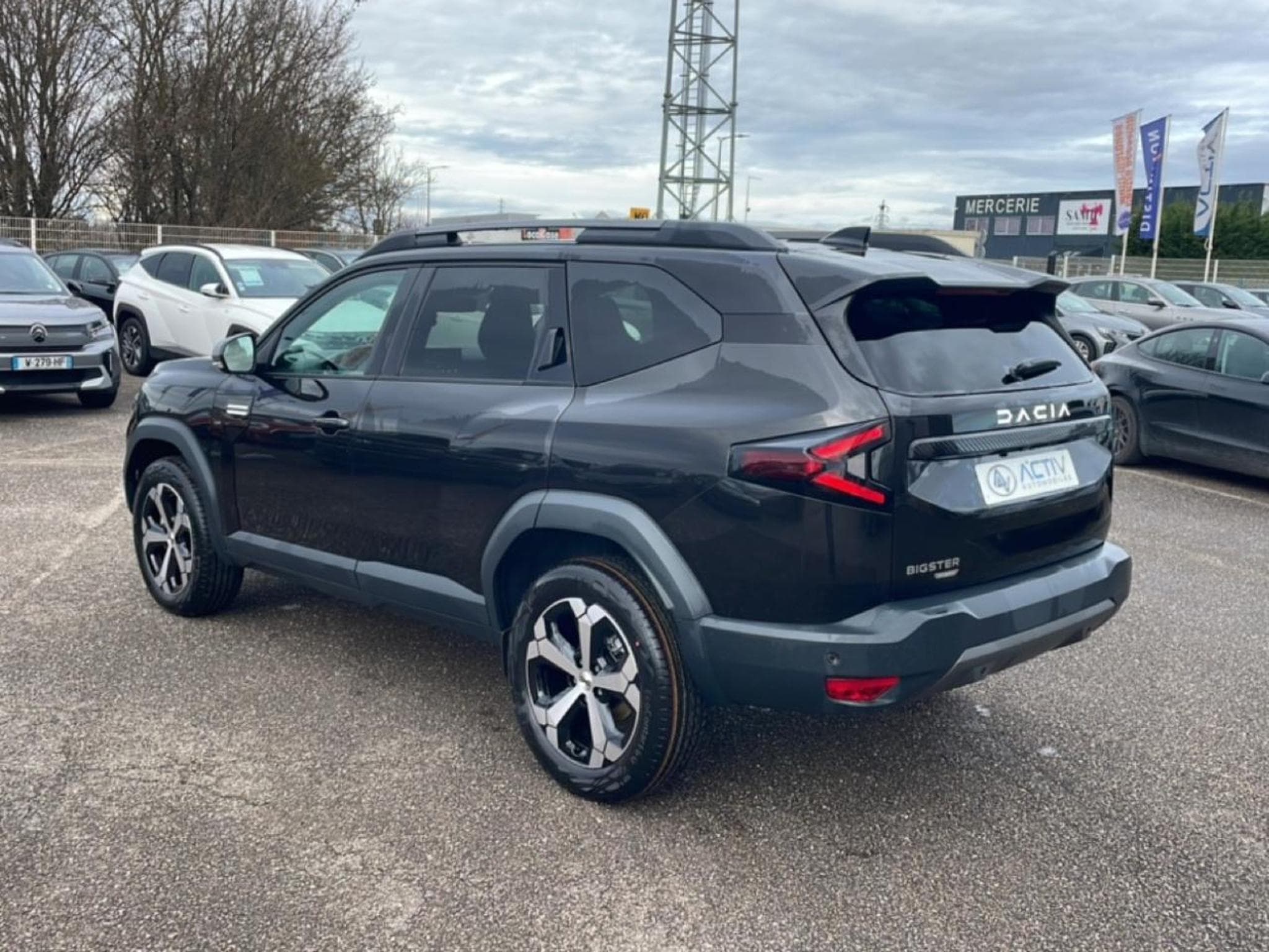 Dacia BIGSTER 1.8 HYBRID 155 JOURNEY (2025) - Photo 7