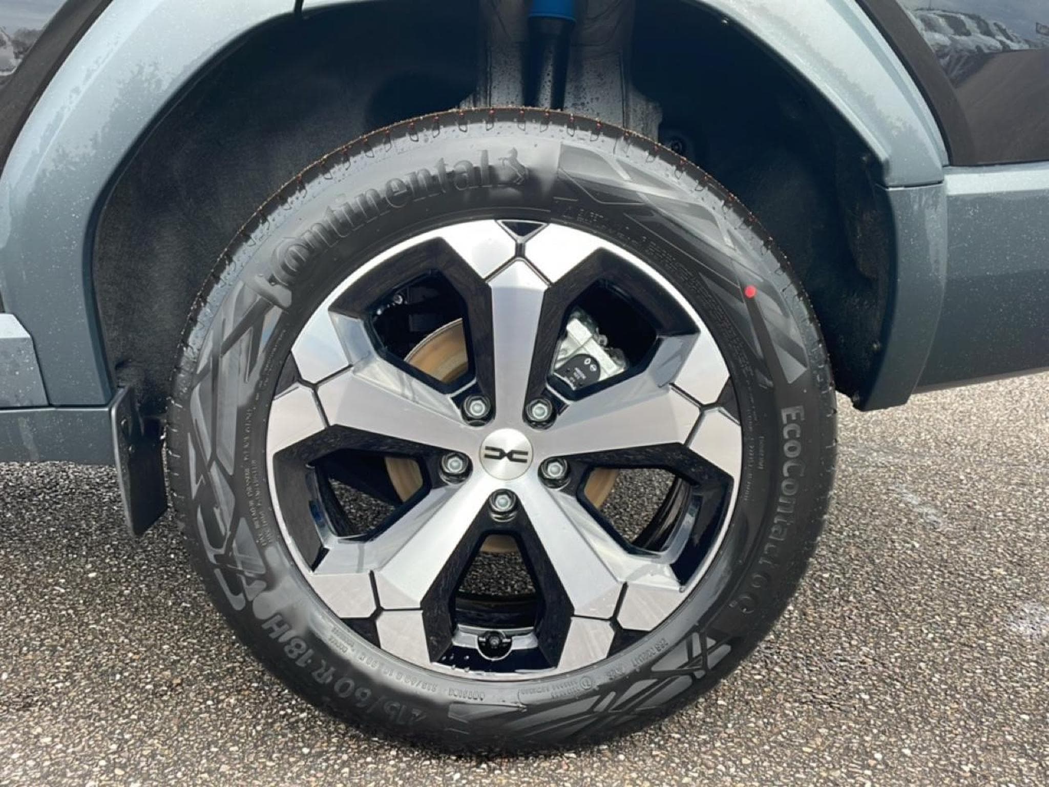 Dacia BIGSTER 1.8 HYBRID 155 JOURNEY (2025) - Photo 9