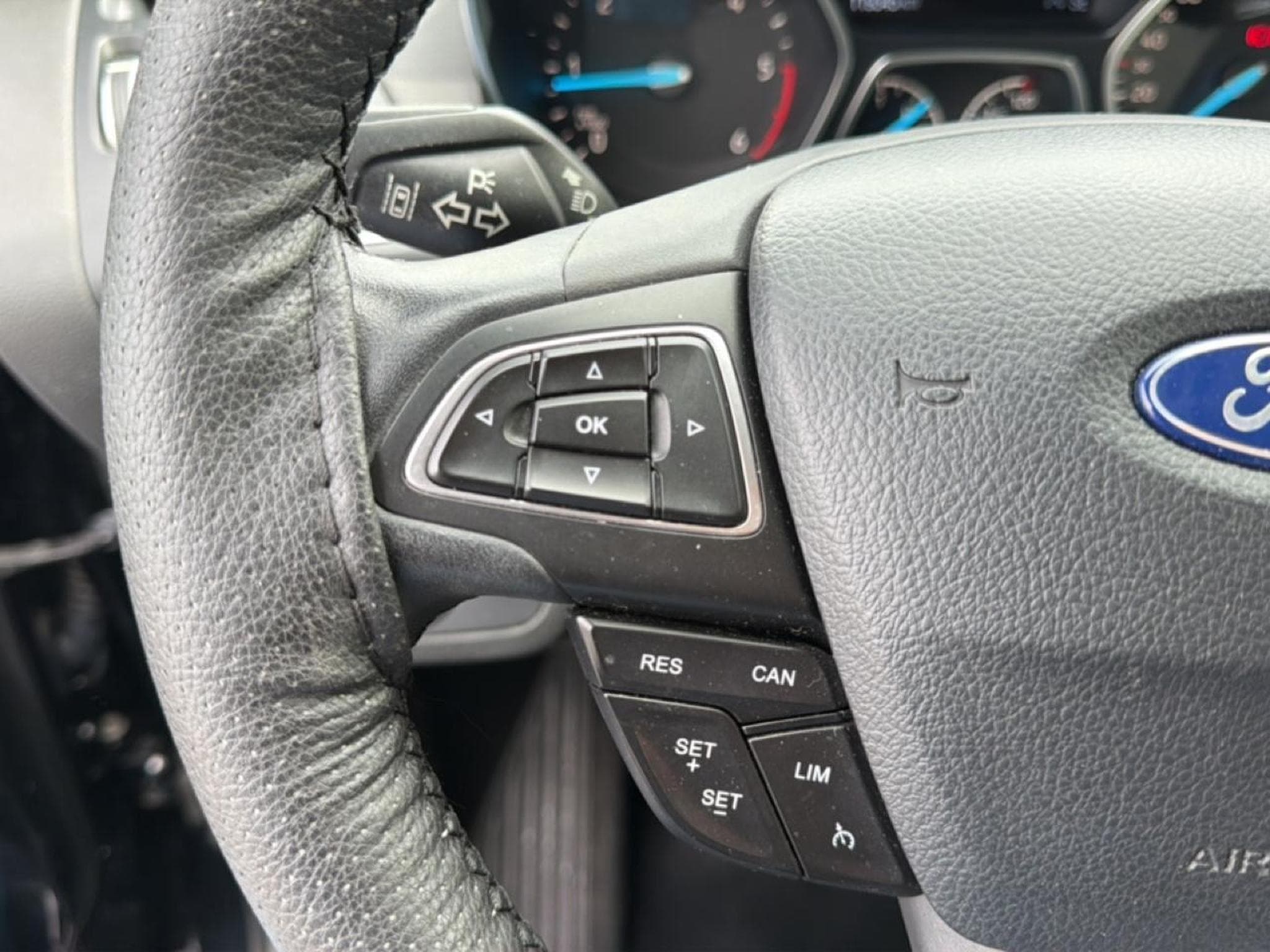 Ford Kuga 1.5 TDCI 120 TITANIUM 4X2 EURO6.2 (2019) - Photo 19