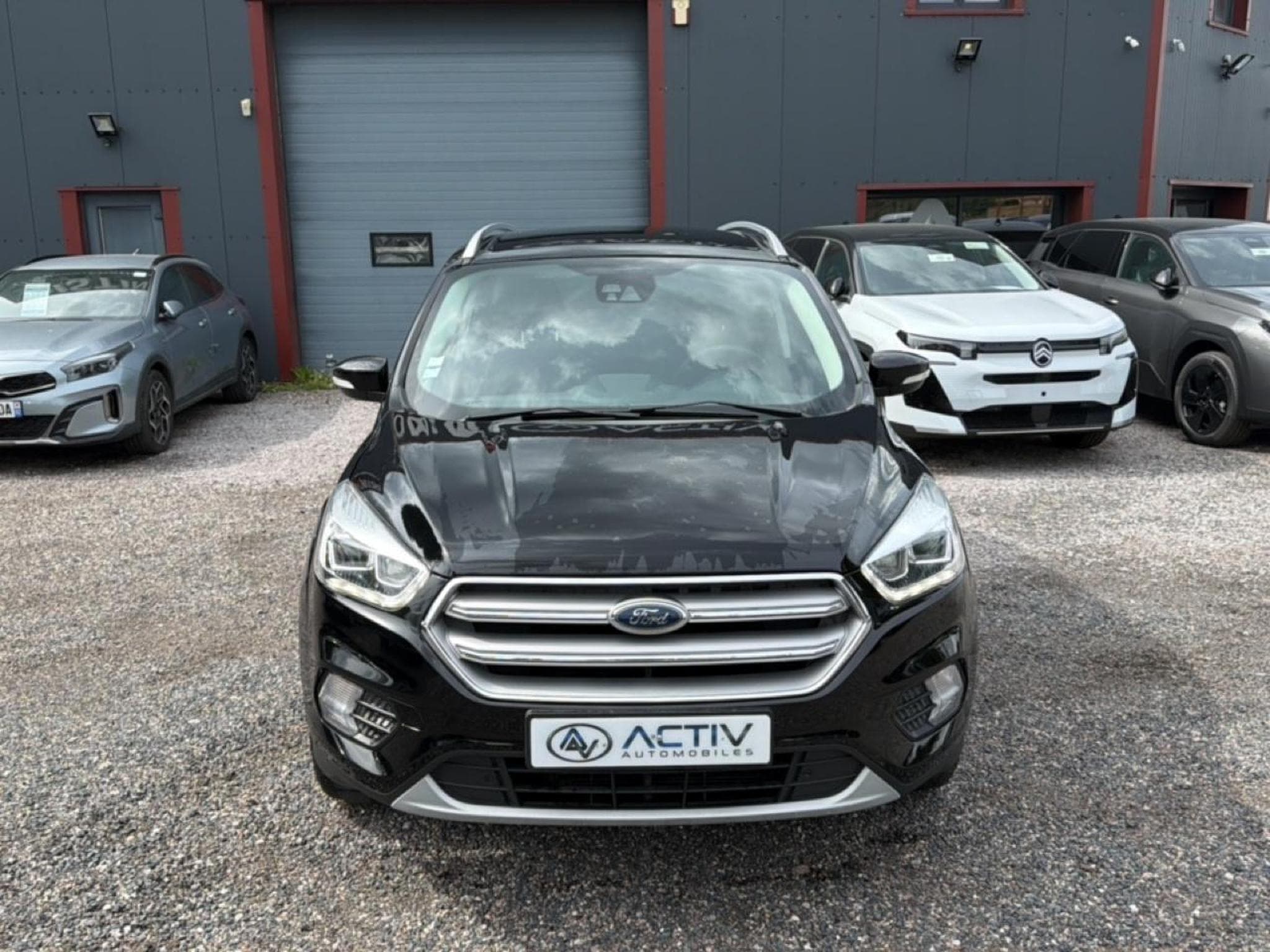 Ford Kuga 1.5 TDCI 120 TITANIUM 4X2 EURO6.2 (2019) - Photo 2