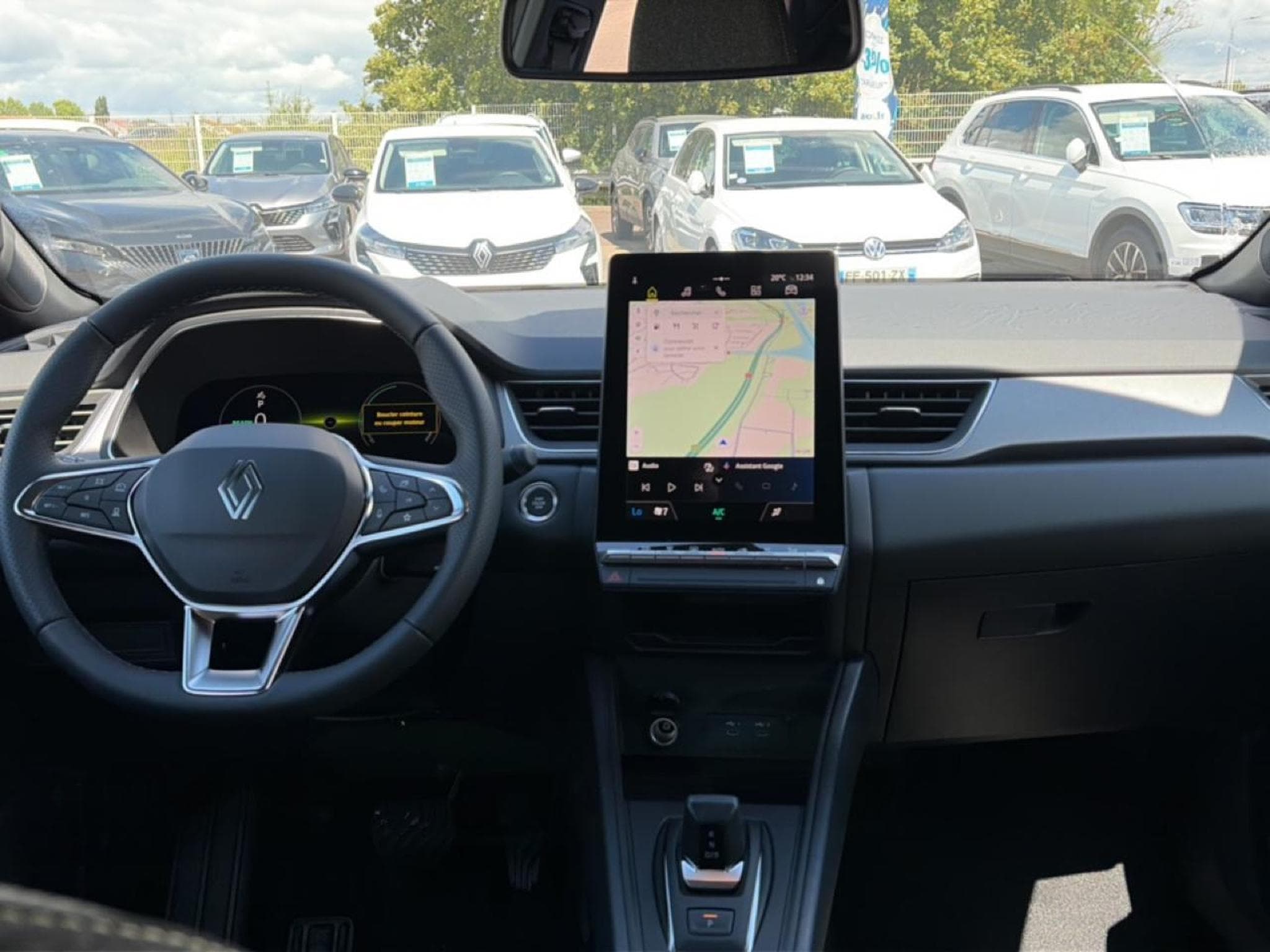 Renault Captur 1.8 E-TECH FULL HYBRID 160 TECHNO (2026) - Photo 10