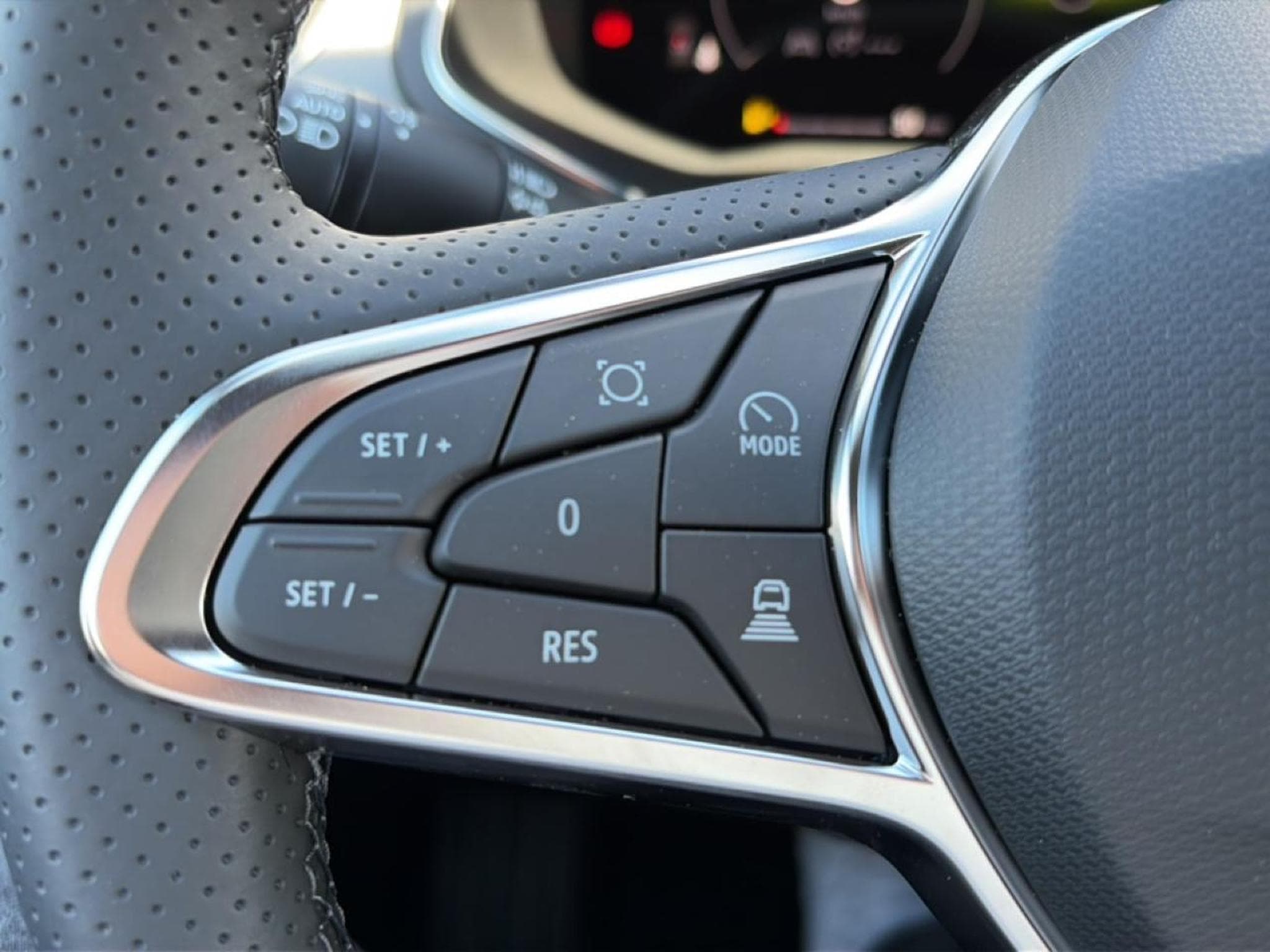 Renault Captur 1.8 E-TECH FULL HYBRID 160 TECHNO (2026) - Photo 14