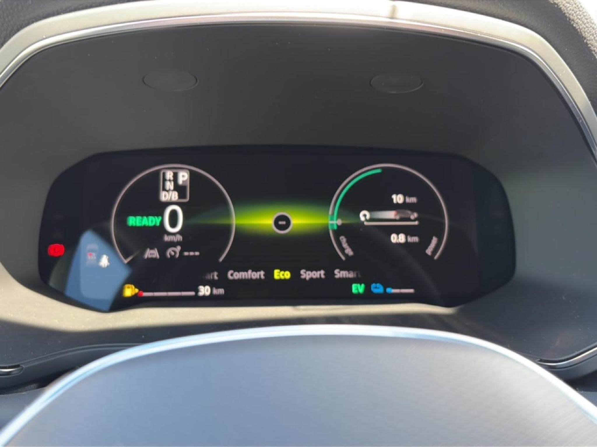 Renault Captur 1.8 E-TECH FULL HYBRID 160 TECHNO (2026) - Photo 16