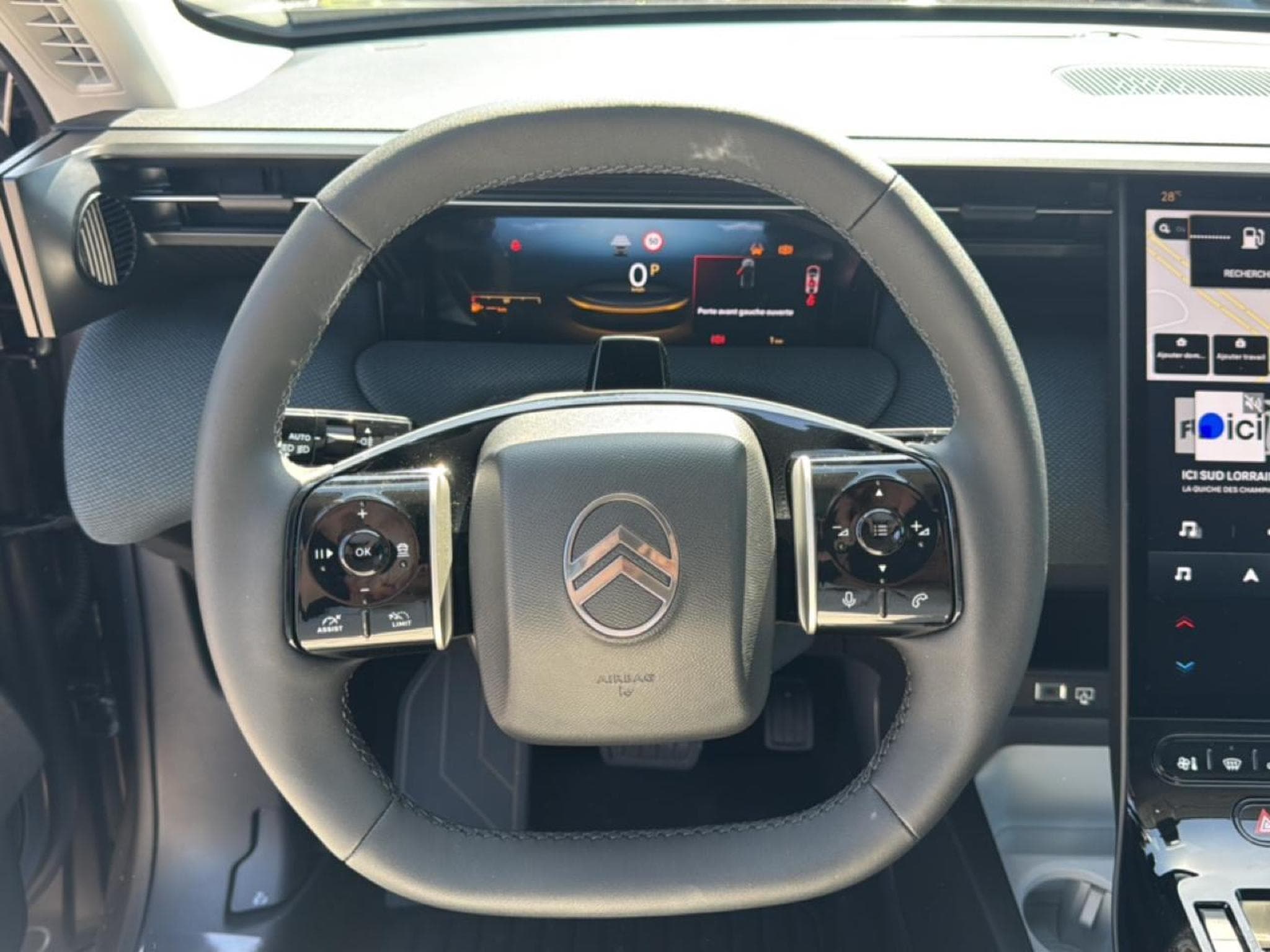 Citroen C5 AIRCROSS 1.2 HYBRIDE 145 PLUS BOITE AUTOMATIQUE (2026) - Photo 18