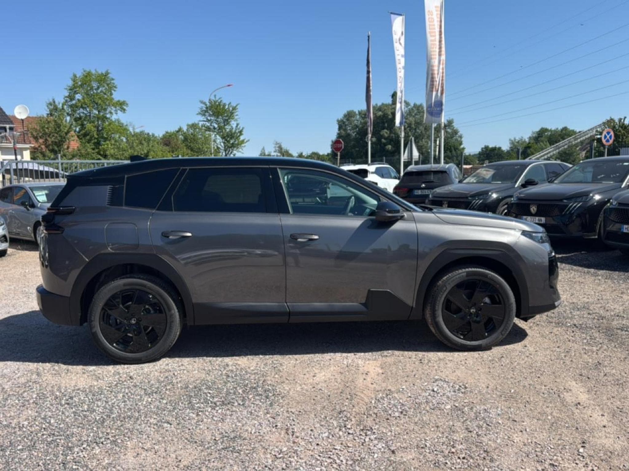 Citroen C5 AIRCROSS 1.2 HYBRIDE 145 PLUS BOITE AUTOMATIQUE (2026) - Photo 4