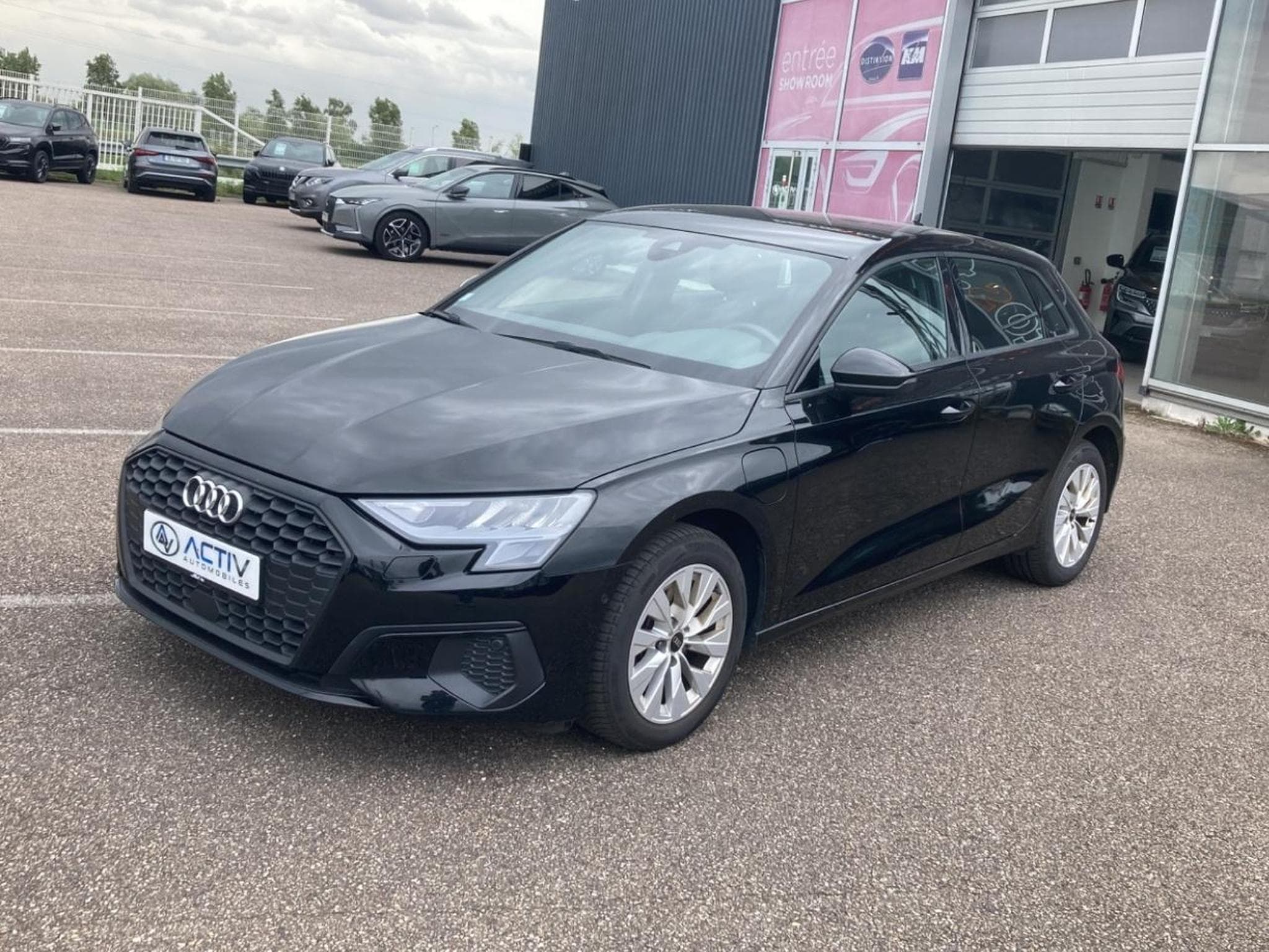 Audi A3 40 TFSI 204 BUSINESS LINE (2021) - Photo 1