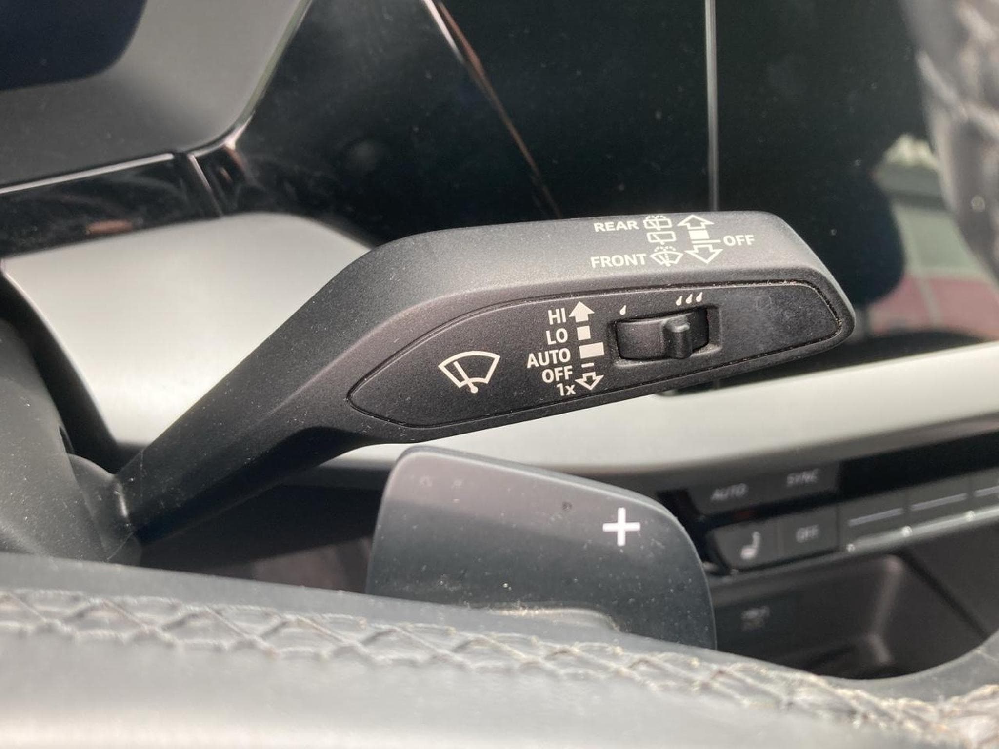 Audi A3 40 TFSI 204 BUSINESS LINE (2021) - Photo 17