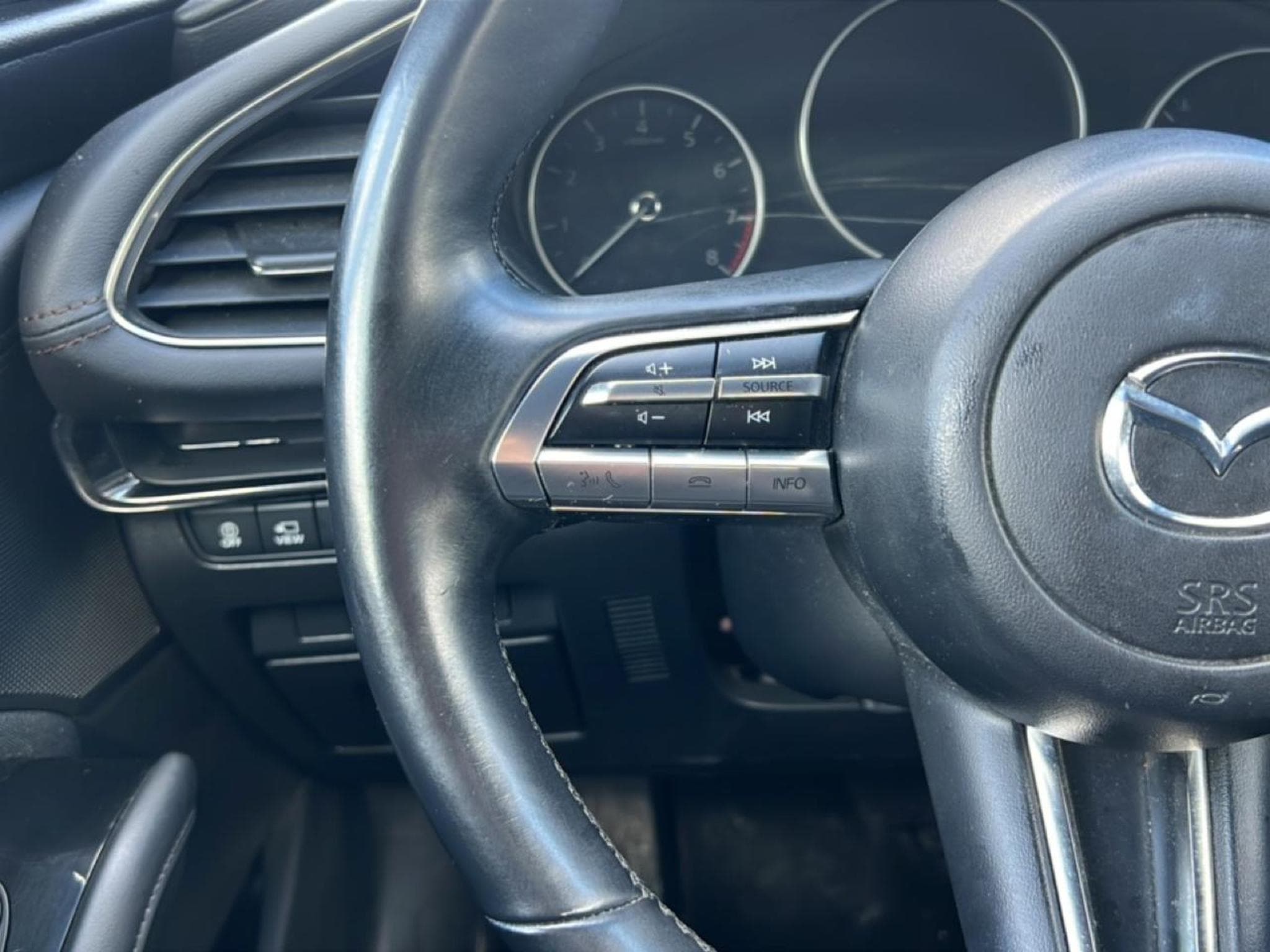 Mazda #3 2.0 E-SKYACTIV-G M-HYBRID 122 BUSINESS EXECUTIVE BVA 2022 (2023) - Photo 16