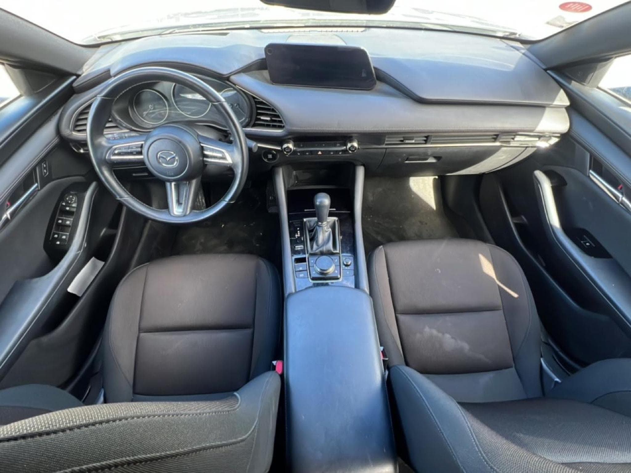 Mazda #3 2.0 E-SKYACTIV-G M-HYBRID 122 BUSINESS EXECUTIVE BVA 2022 (2023) - Photo 9