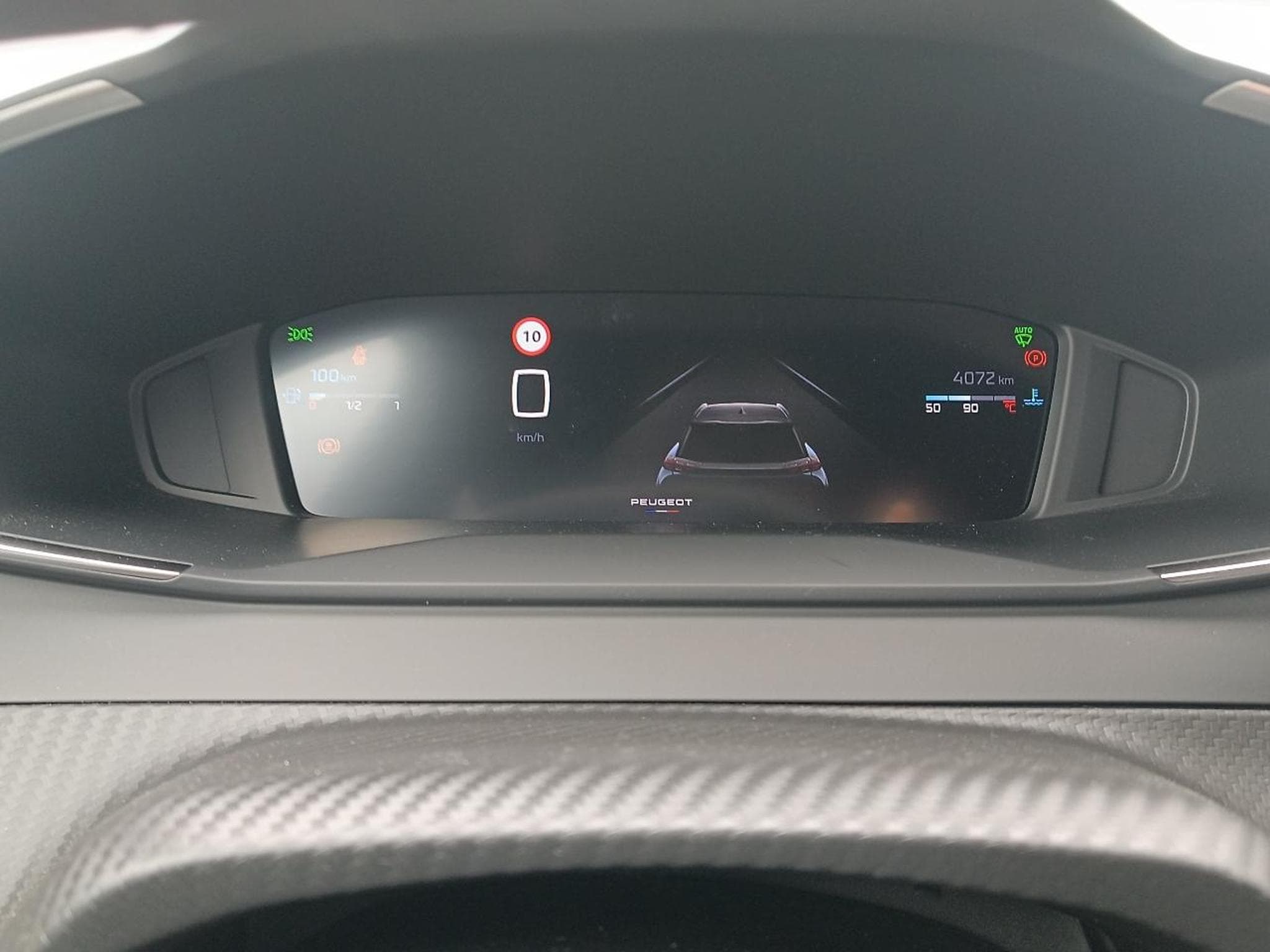 Peugeot 2008 1.2 100 ALLURE (2025) - Photo 16