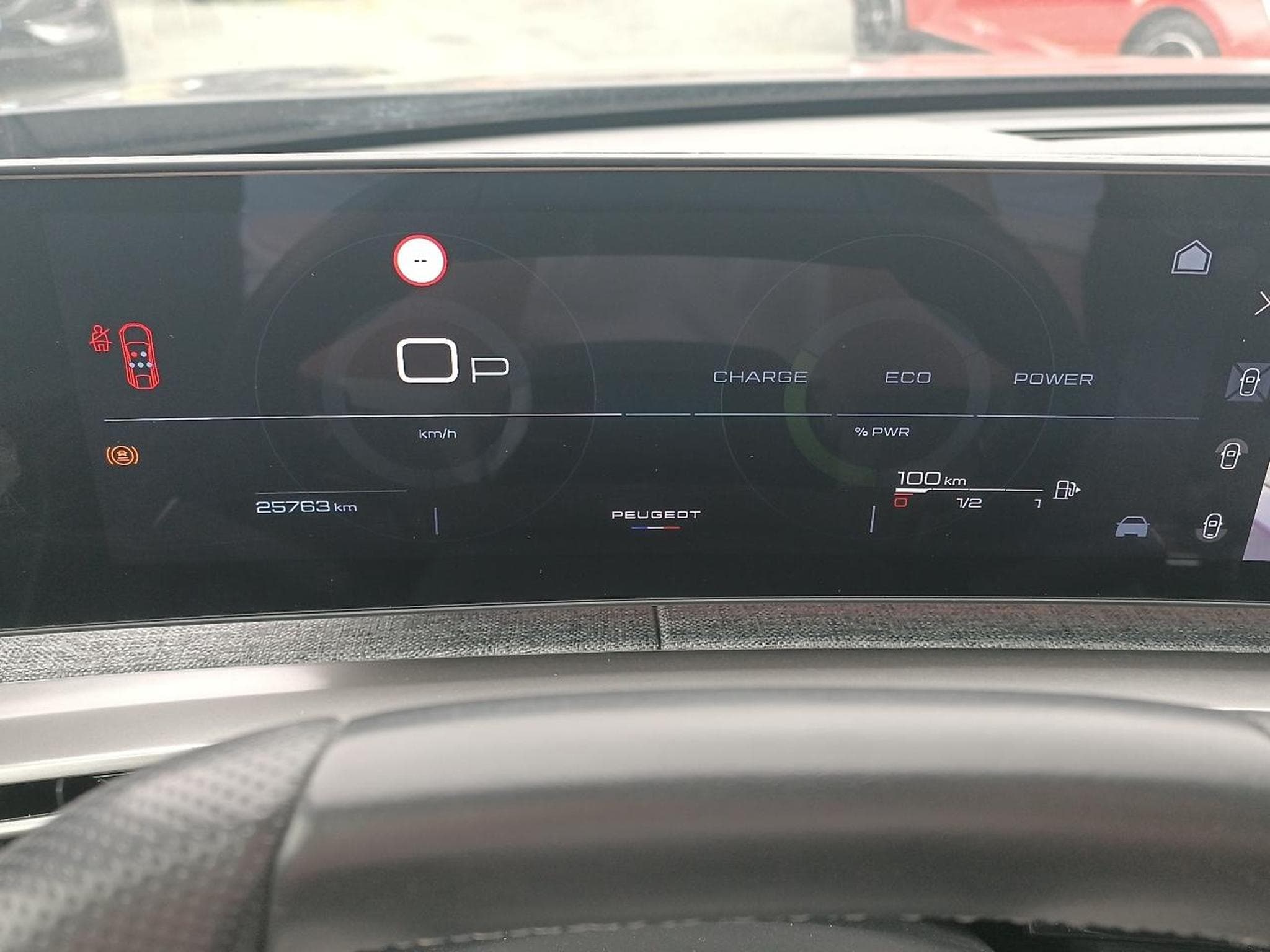 Peugeot 3008 1.2 HYBRID 145 GT E-DCS6 (2025) - Photo 16