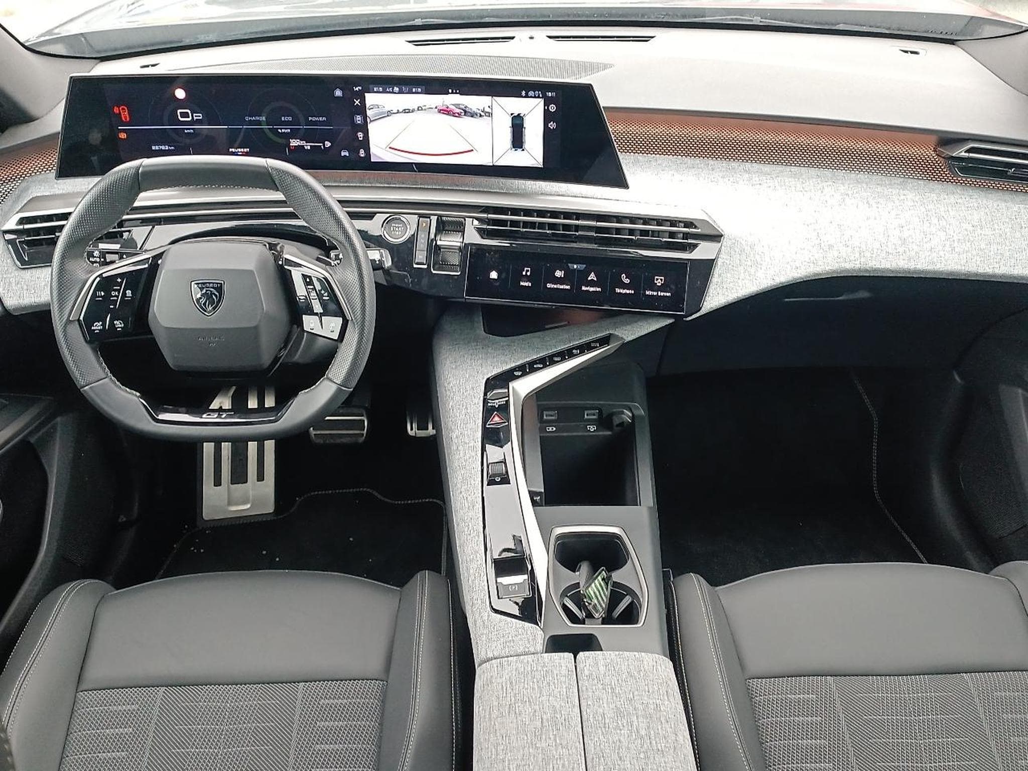Peugeot 3008 1.2 HYBRID 145 GT E-DCS6 (2025) - Photo 9