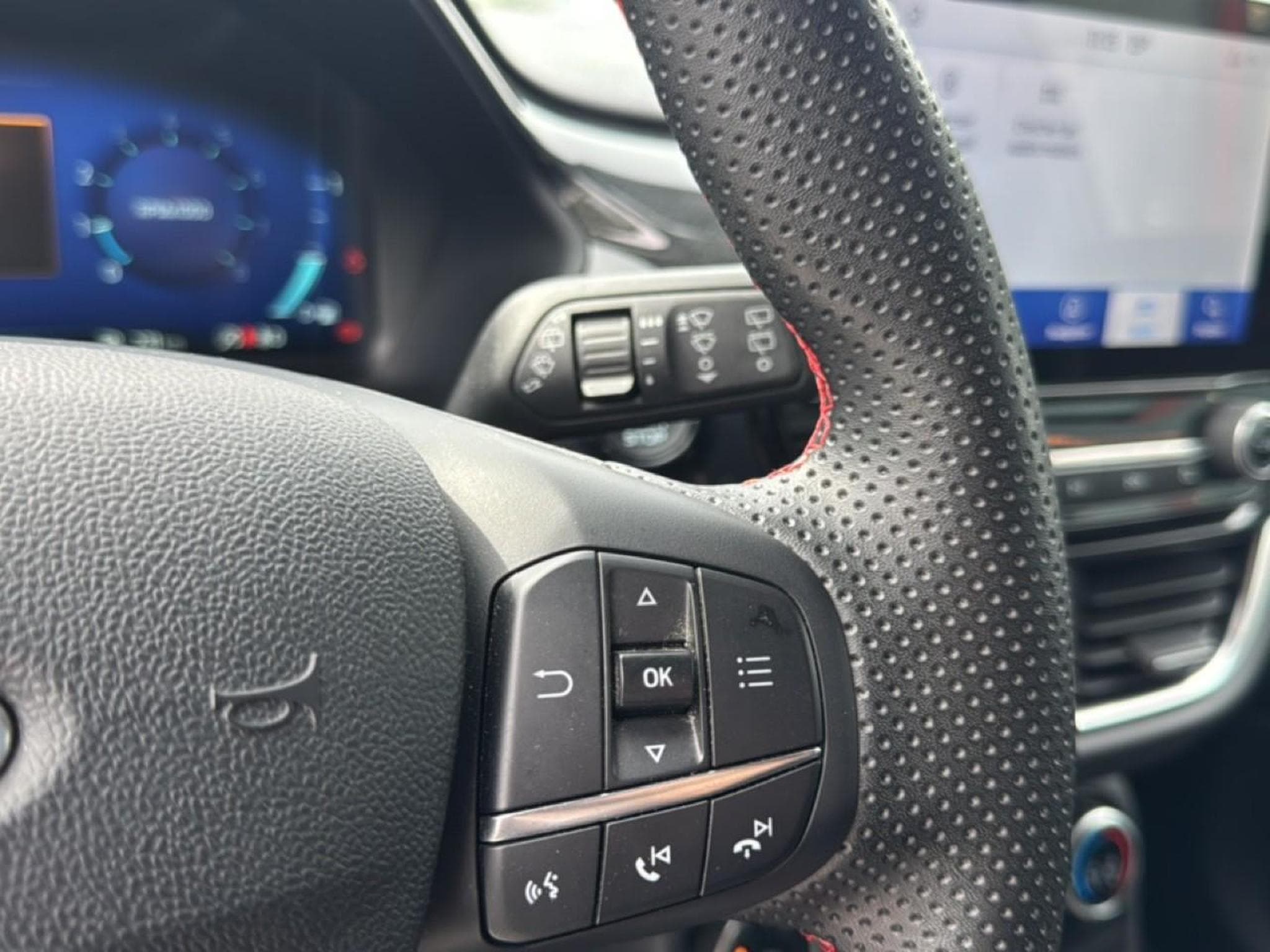 Ford PUMA 1.0 FLEXIFUEL 125 ST-LINE (2022) - Photo 19