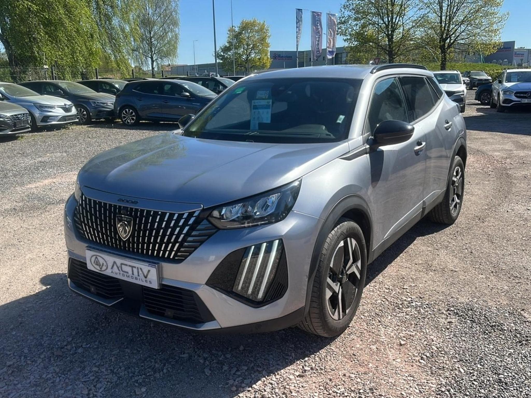 Peugeot 2008 1.2 100 ALLURE (2025) - Photo 1