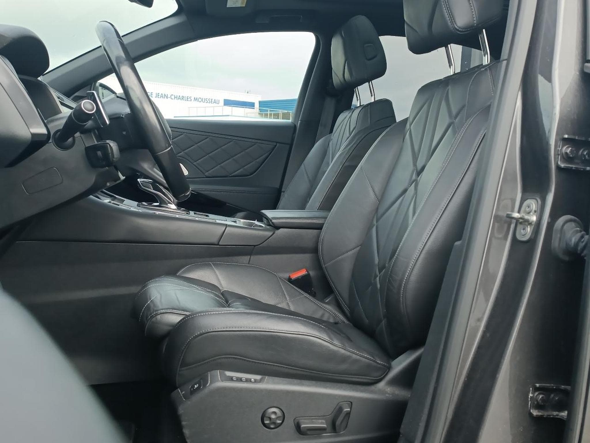 DS Automobiles DS7 E-TENSE 4X4 300 RIVOLI (2022) - Photo 10