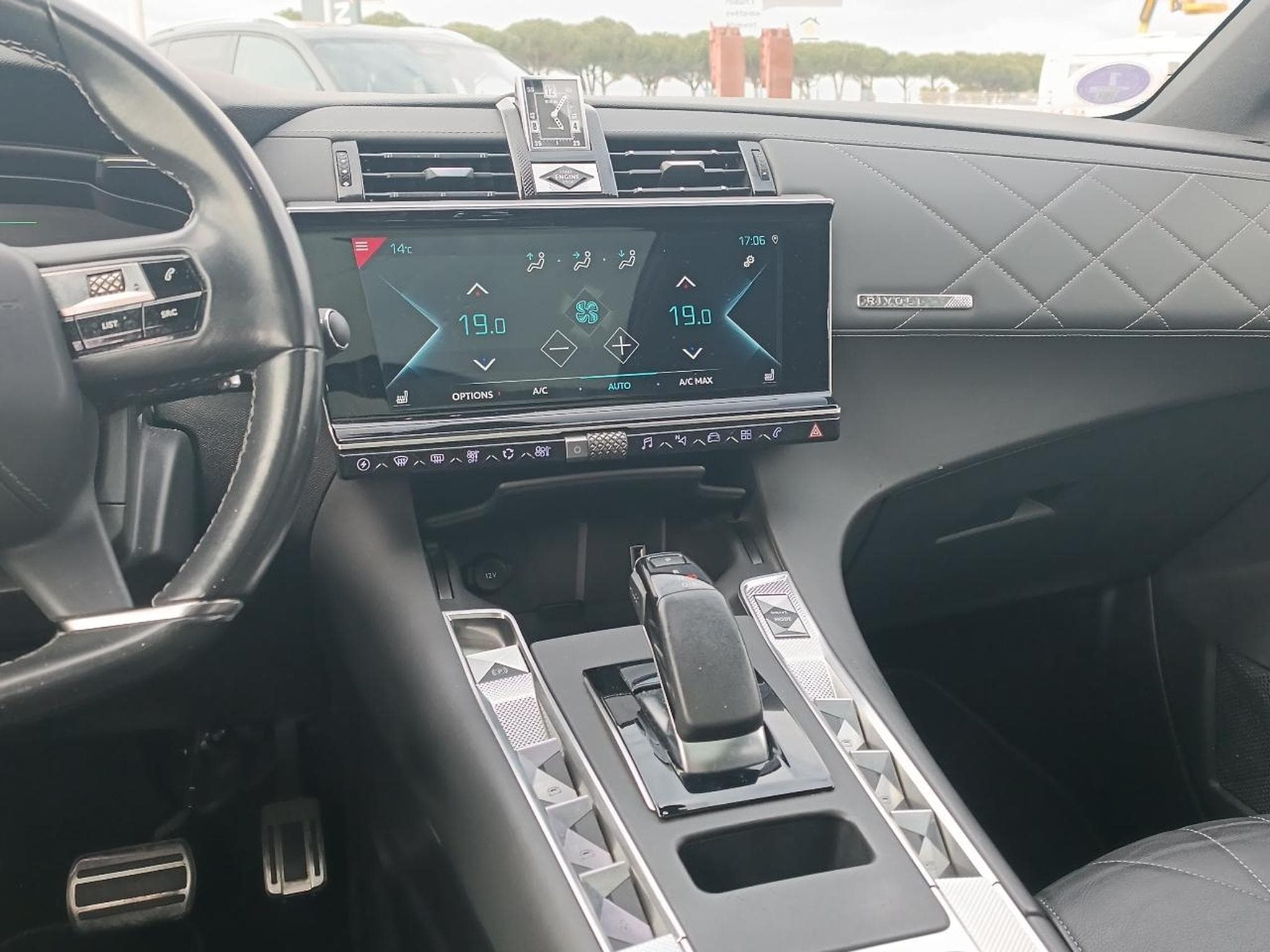 DS Automobiles DS7 E-TENSE 4X4 300 RIVOLI (2022) - Photo 20