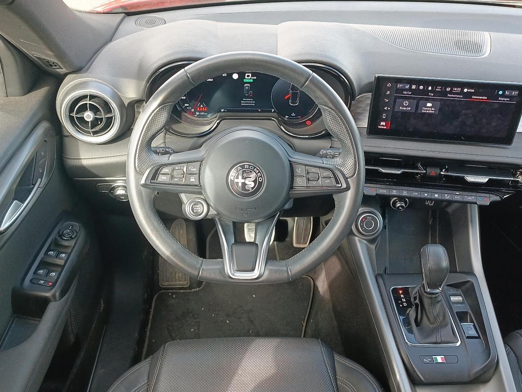 Alfa-Romeo TONALE 1.5 HYBRID 160 EDIZIONE SPECIALE TCT (2022) - Photo 13