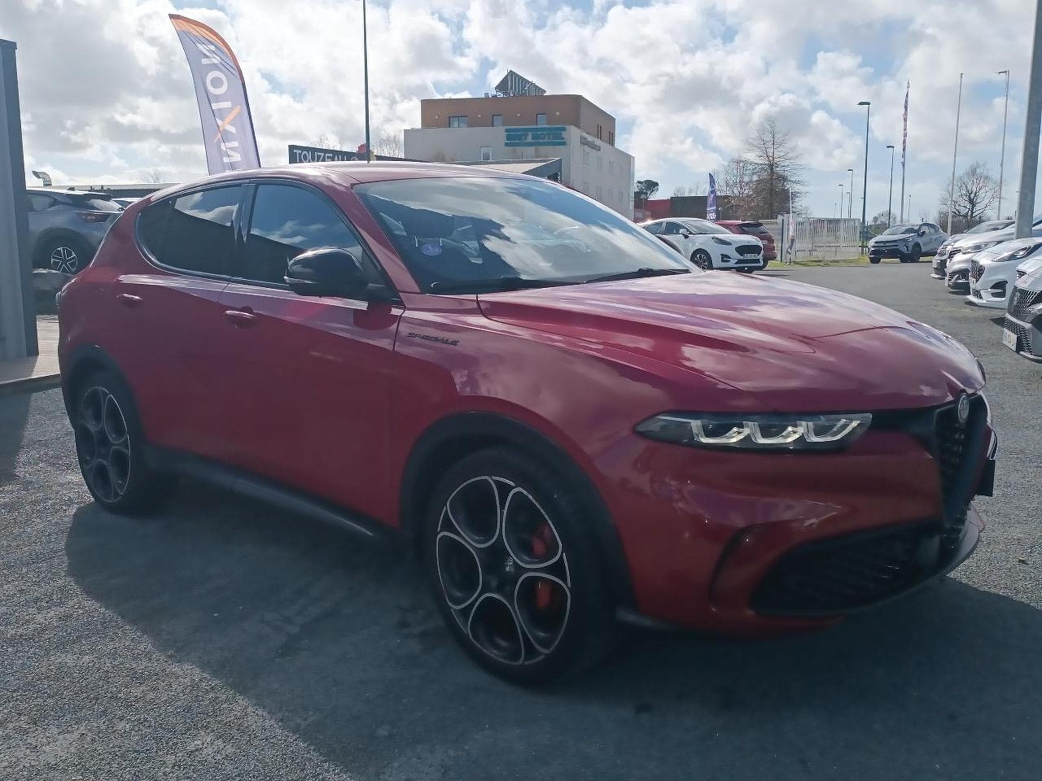 Alfa-Romeo TONALE 1.5 HYBRID 160 EDIZIONE SPECIALE TCT (2022) - Photo 3