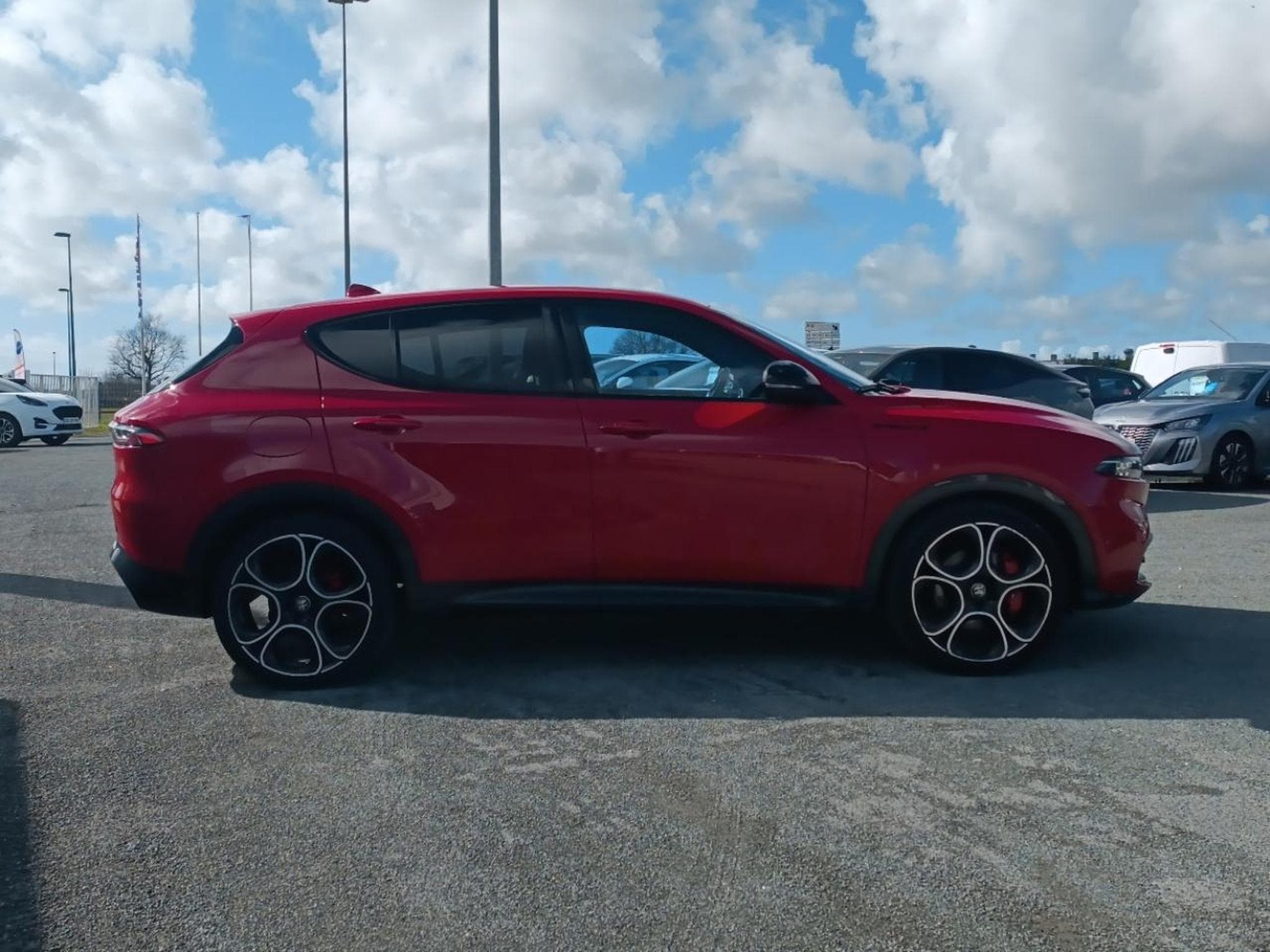 Alfa-Romeo TONALE 1.5 HYBRID 160 EDIZIONE SPECIALE TCT (2022) - Photo 4