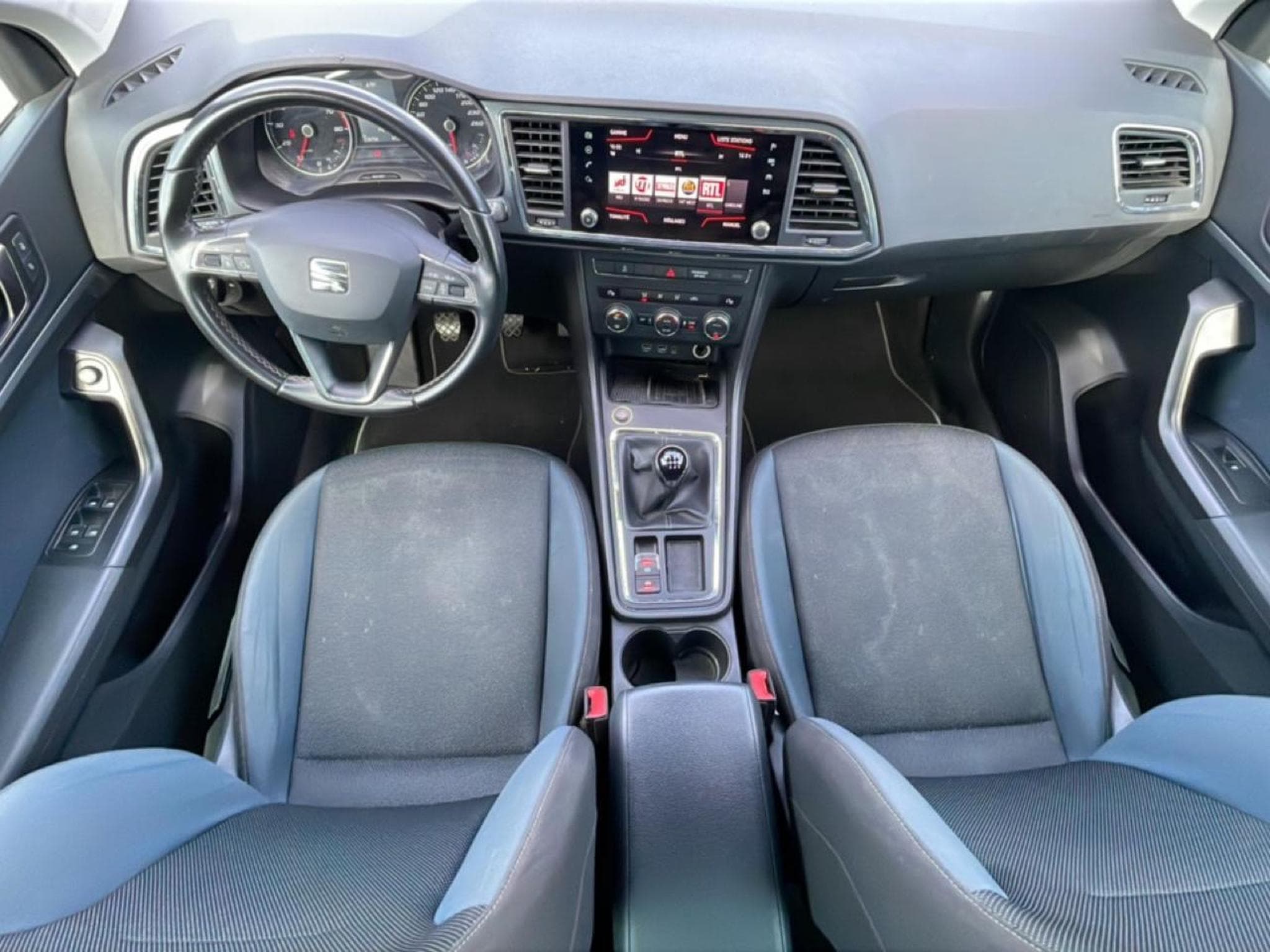 Seat ATECA 1.0 TSI 115 STYLE BUSINESS (2019) - Photo 9