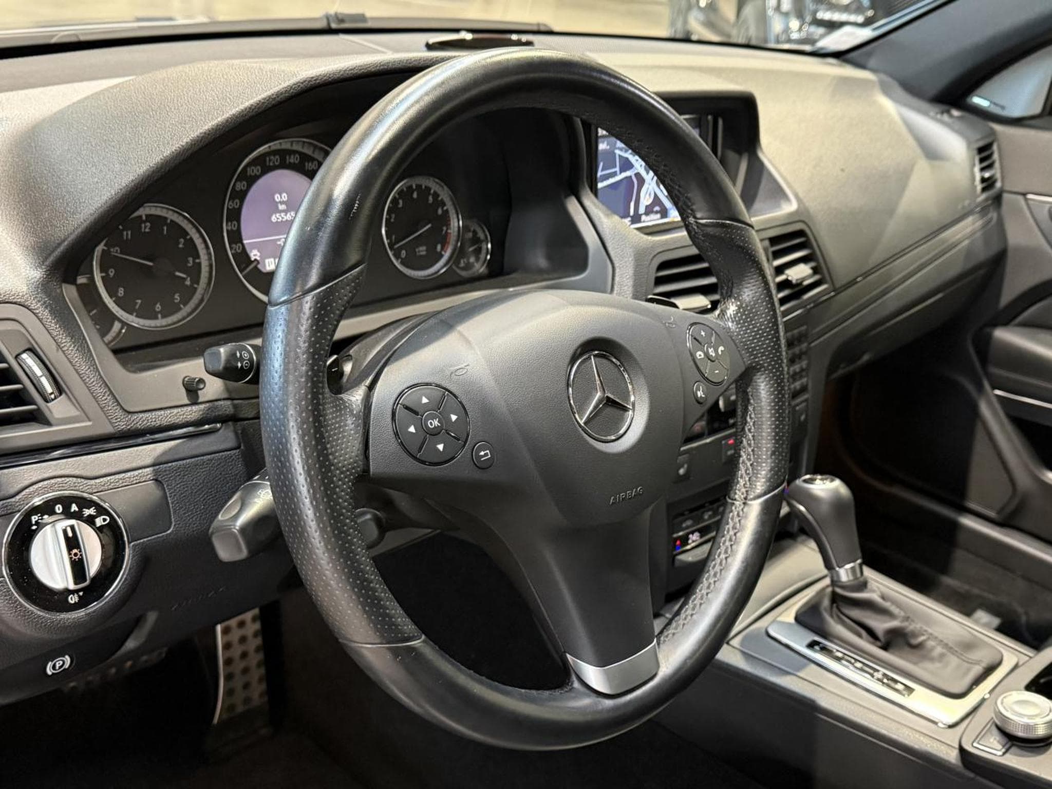 Mercedes Classe E 350 avantgarde executive 7gtro (2009) - Photo 14