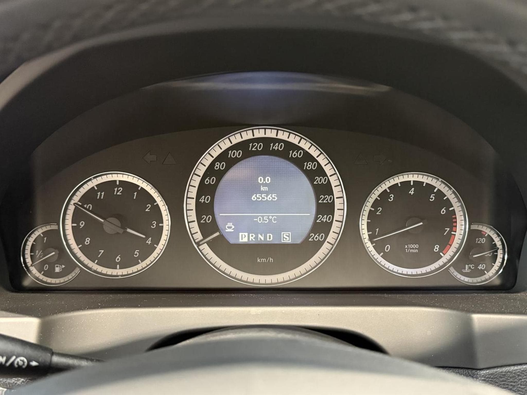 Mercedes Classe E 350 avantgarde executive 7gtro (2009) - Photo 16