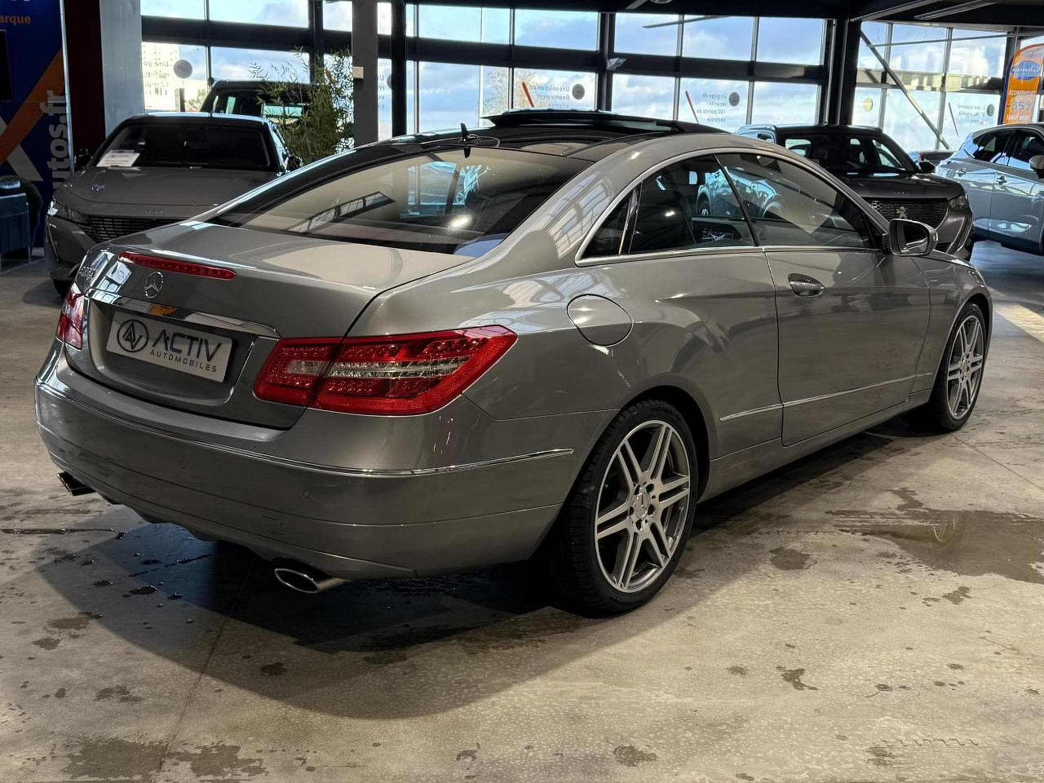 Mercedes Classe E 350 avantgarde executive 7gtro (2009) - Photo 5