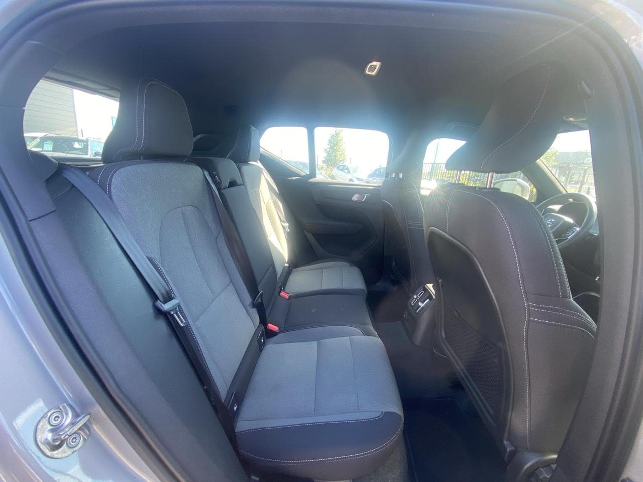 Volvo XC40 T4 RECHARGE 211 START DCT 7 (2023) - Photo 11
