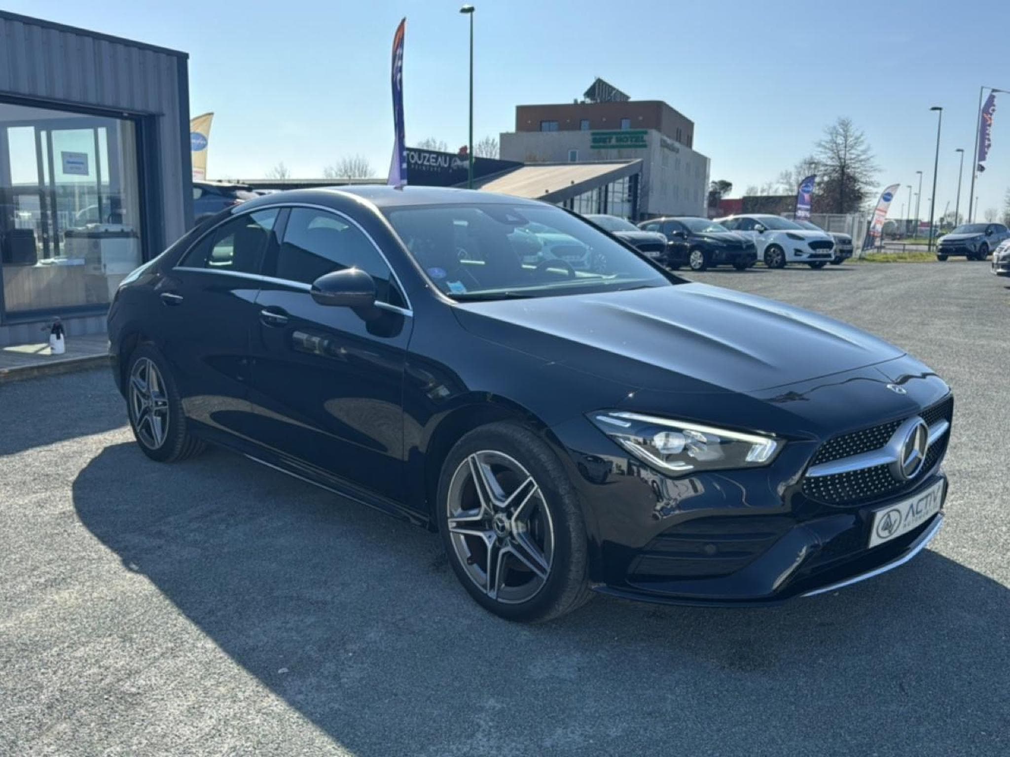 Mercedes CLA 250 E 262 AMG LINE 8G-DCT (2022) - Photo 3