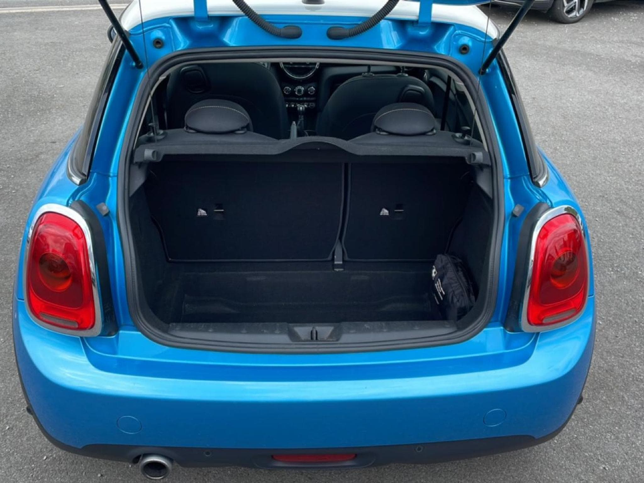 Mini MINI COOPER 136 (2015) - Photo 9