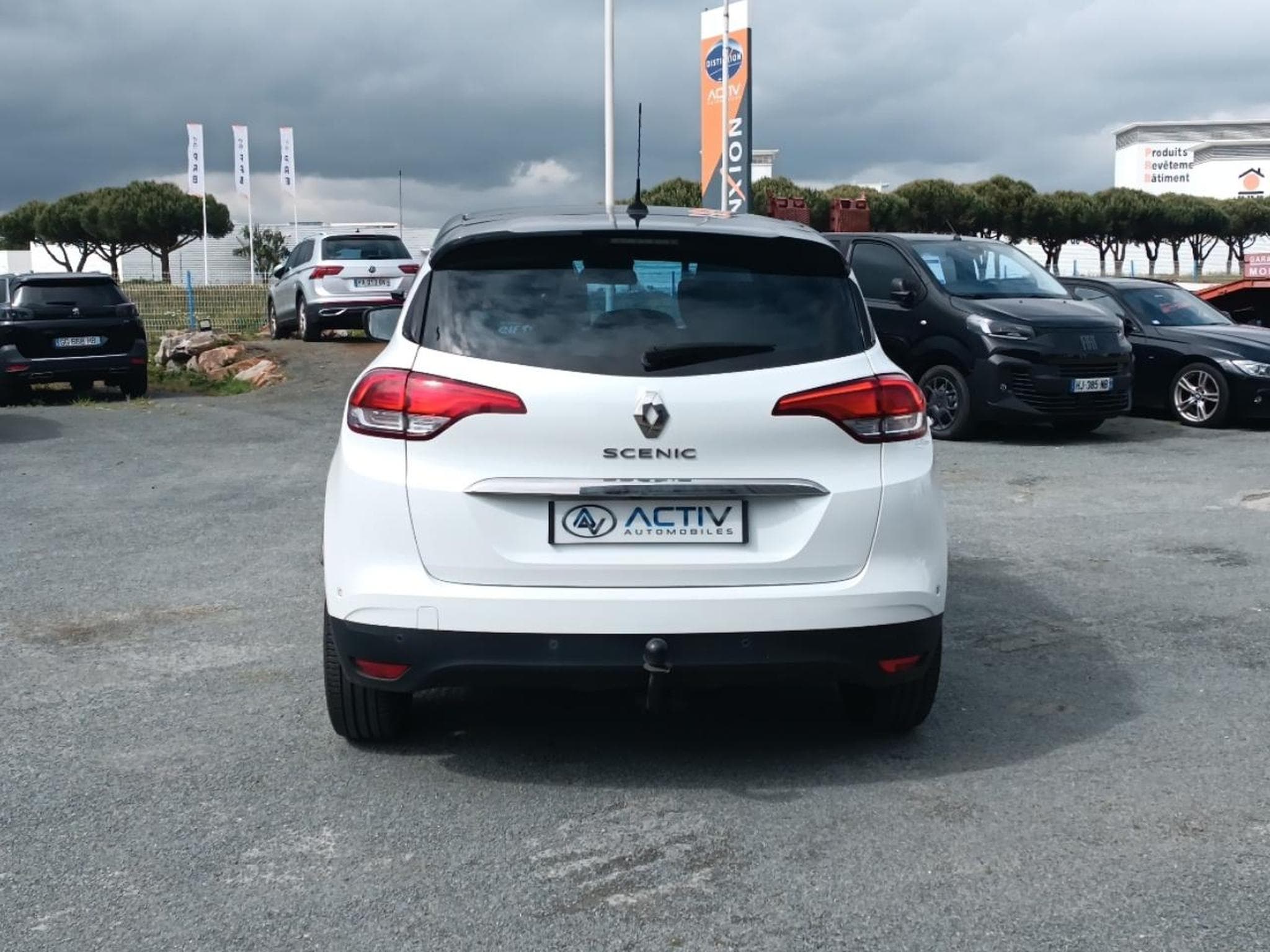 Renault Scenic 1.6 DCI 160 INITIALE PARIS EDC (2017) - Photo 6