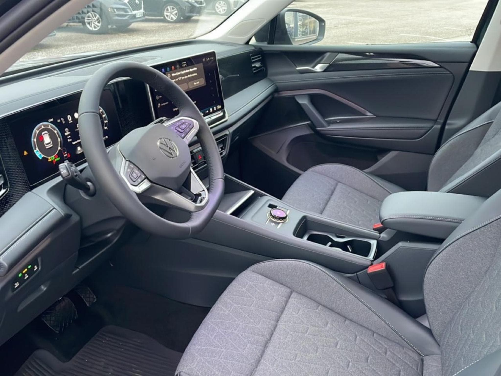 VW TIGUAN 1.5 ETSI 150 LIFE DSG7 (2025) - Photo 11