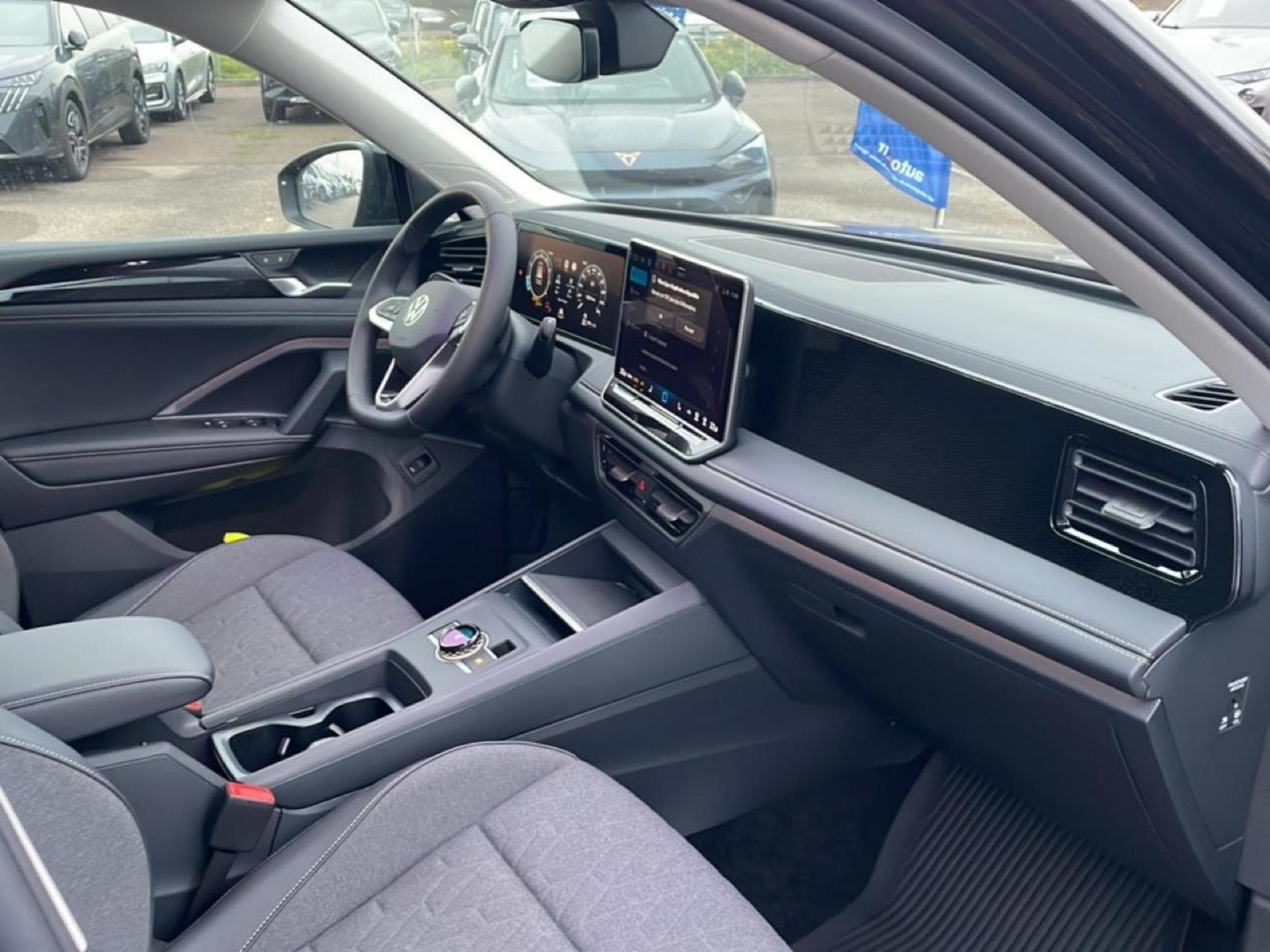 VW TIGUAN 1.5 ETSI 150 LIFE DSG7 (2025) - Photo 17