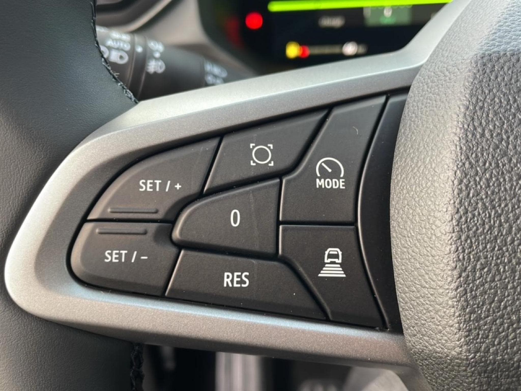 Dacia BIGSTER 1.8 HYBRID 155 JOURNEY (2025) - Photo 15