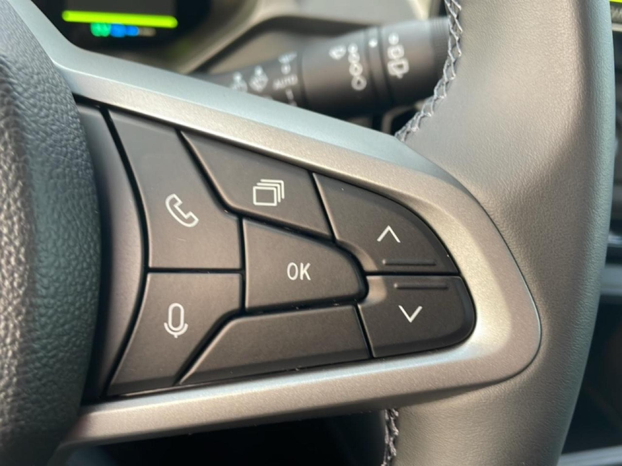 Dacia BIGSTER 1.8 HYBRID 155 JOURNEY (2025) - Photo 16